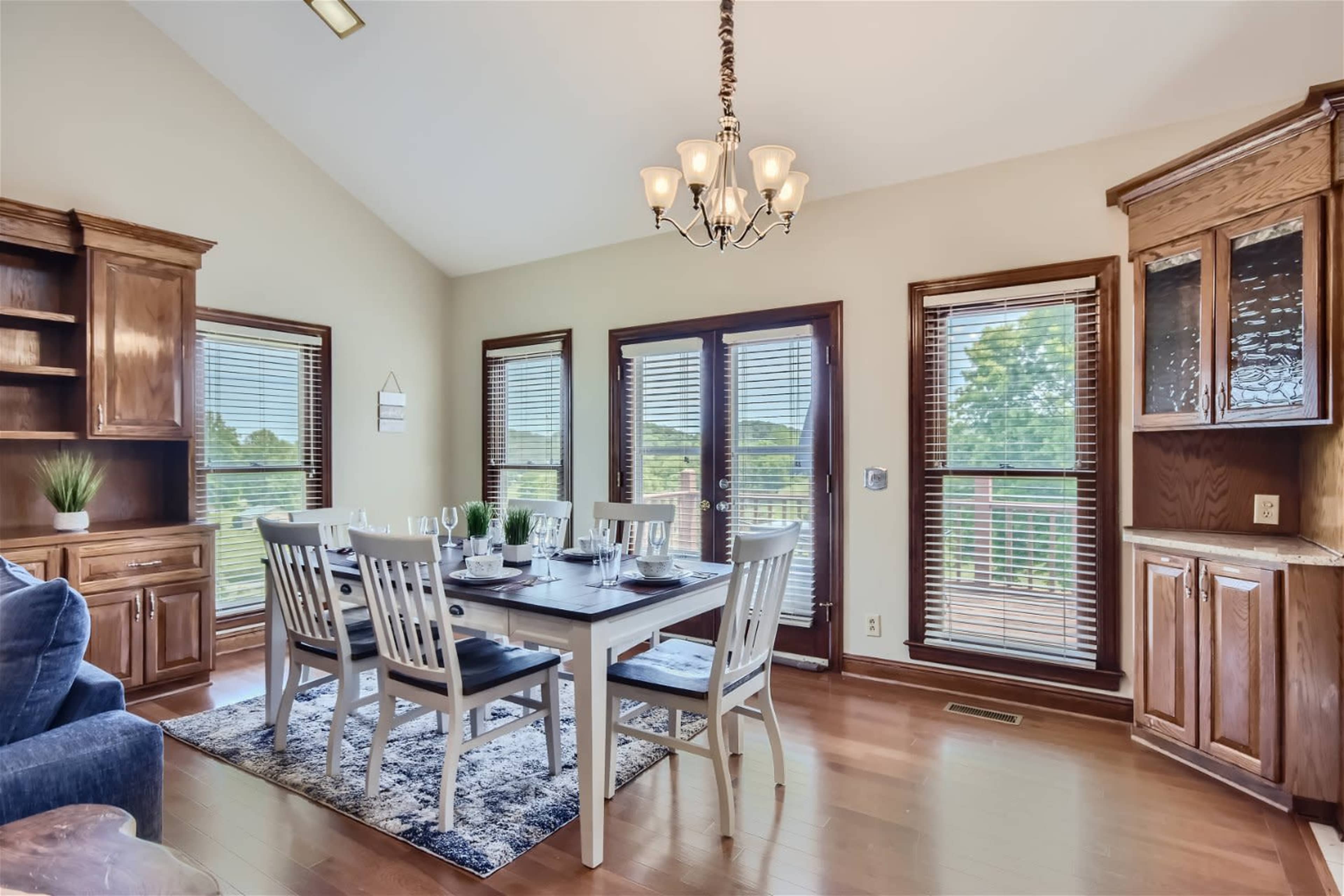 5 Acre 2500 SQFT Country House Near Nashville! Image in , Franklin, TN