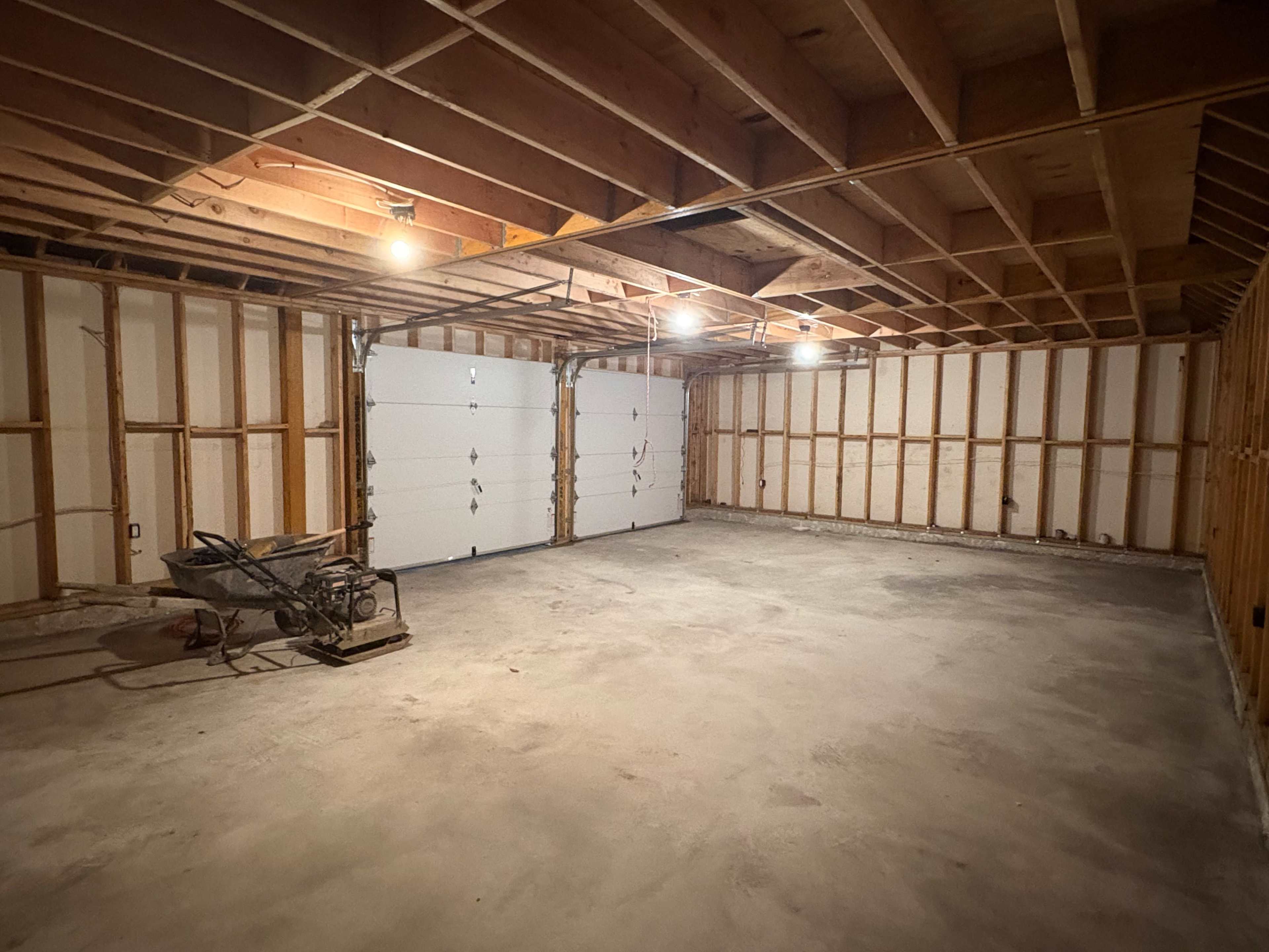 GARAGE/WAREHOUSE PARTY SPACE Image in Hempstead, Cedarhurst, NY