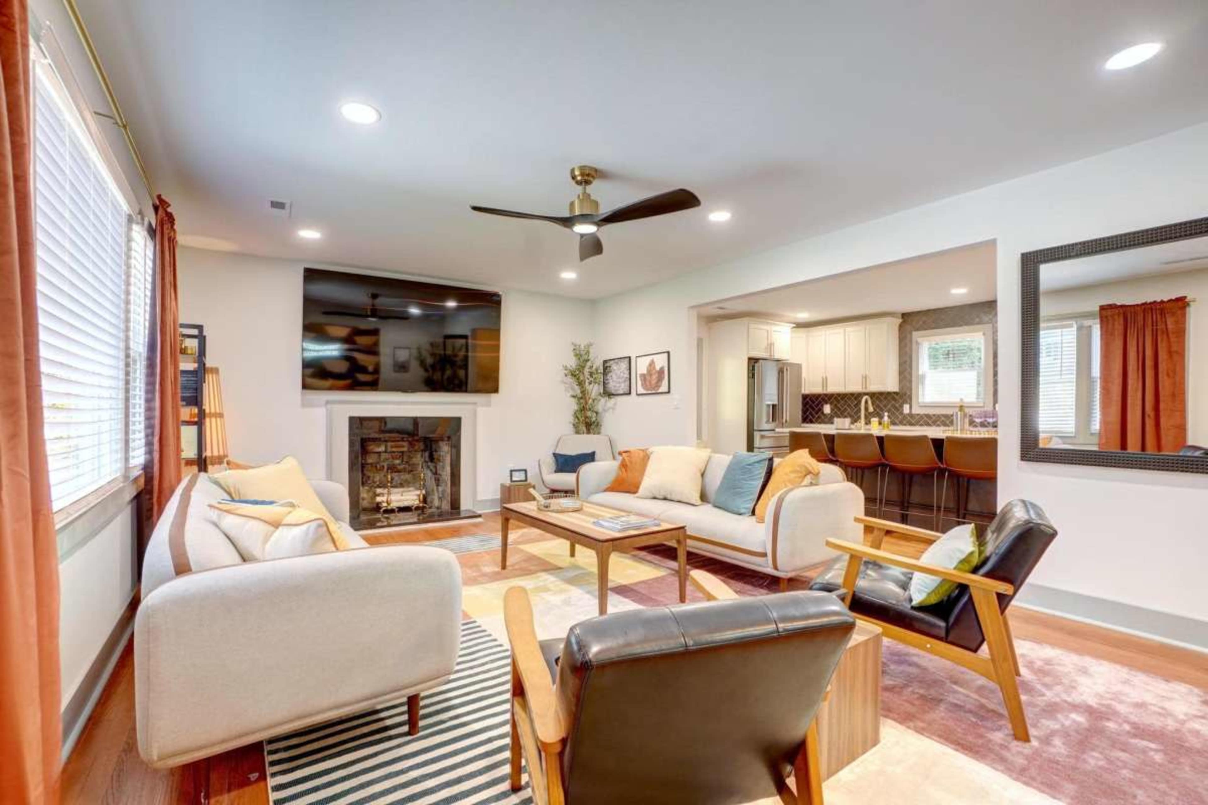 3 Suites~15 Guests~Walkable~North Hills~Waffle Bar Image in North Hills, Raleigh, NC