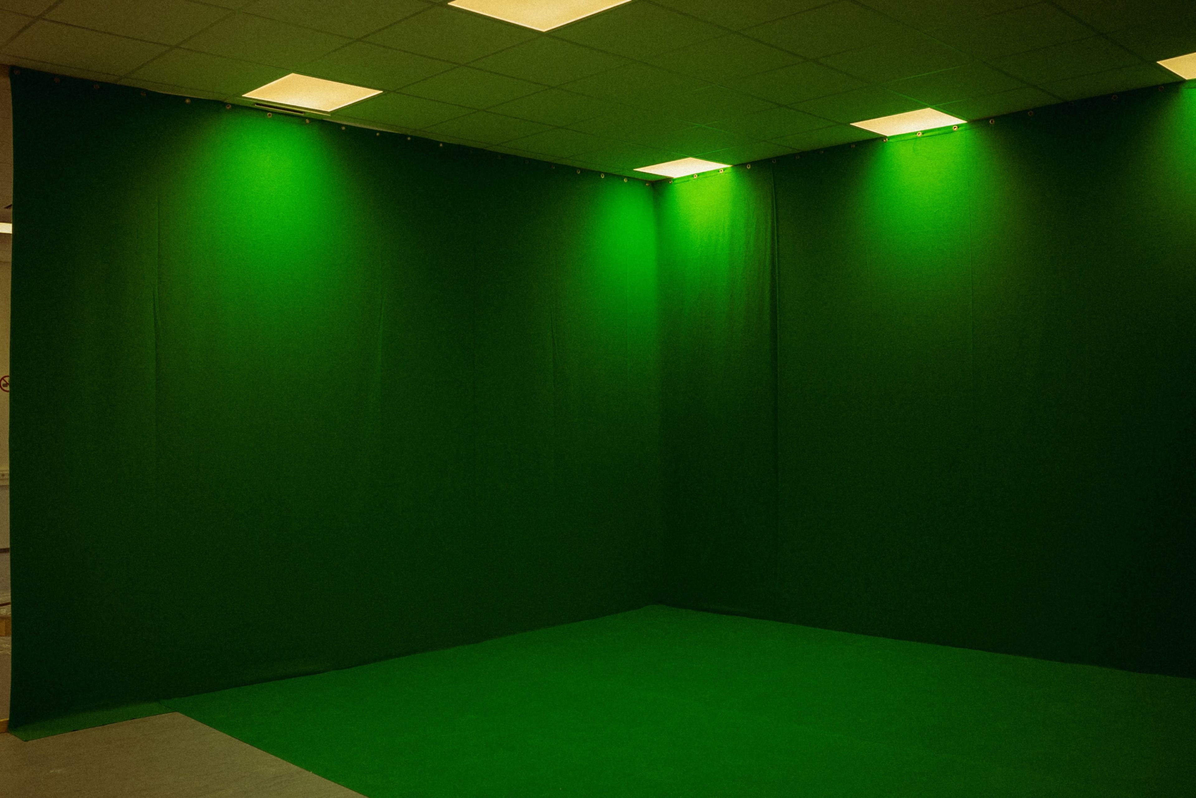 Kreativstudio in Langen (Hessen) mit riesiger Hohlkehle, Green Screen & Chillout-Lounge Bild in , Langen, 