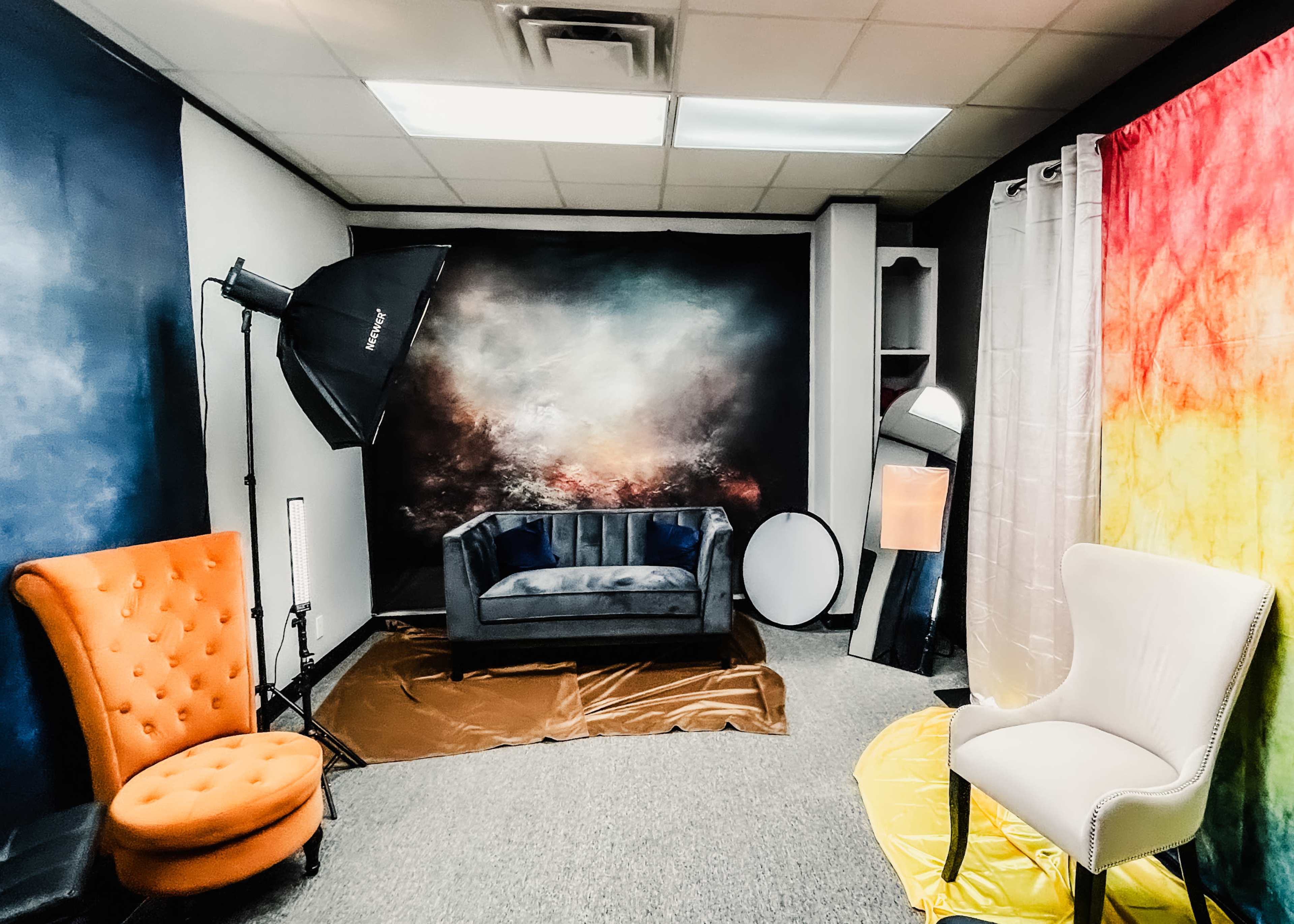 The Entire Lab Creative Studios: A new, art-forward, upscale photographer’s studio with multiple studios, green room and sales office capabilities. Image in , Houston, TX