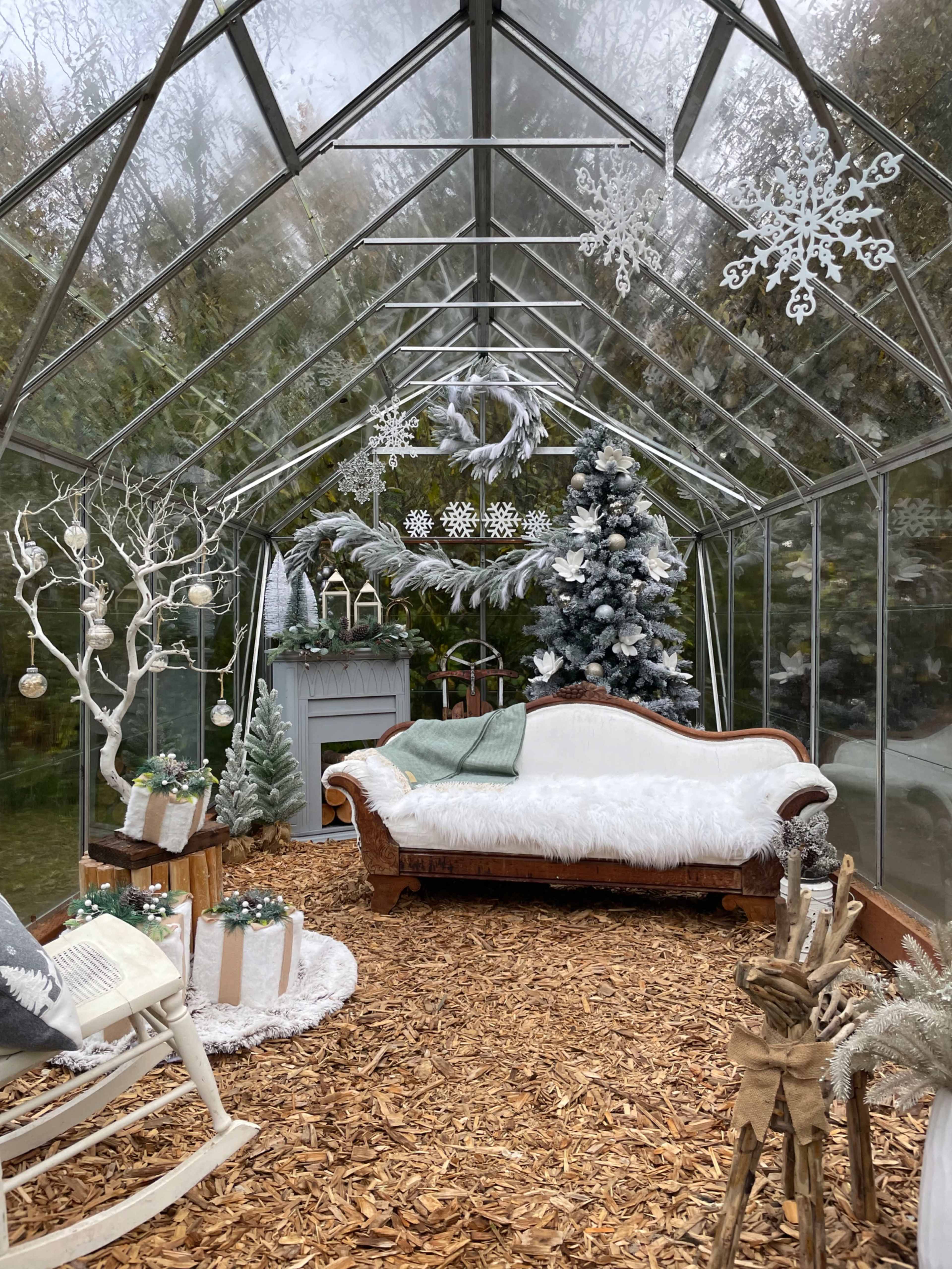 Glasshouse Studio Maple Valley Image in , MAPLE VALLEY, WA