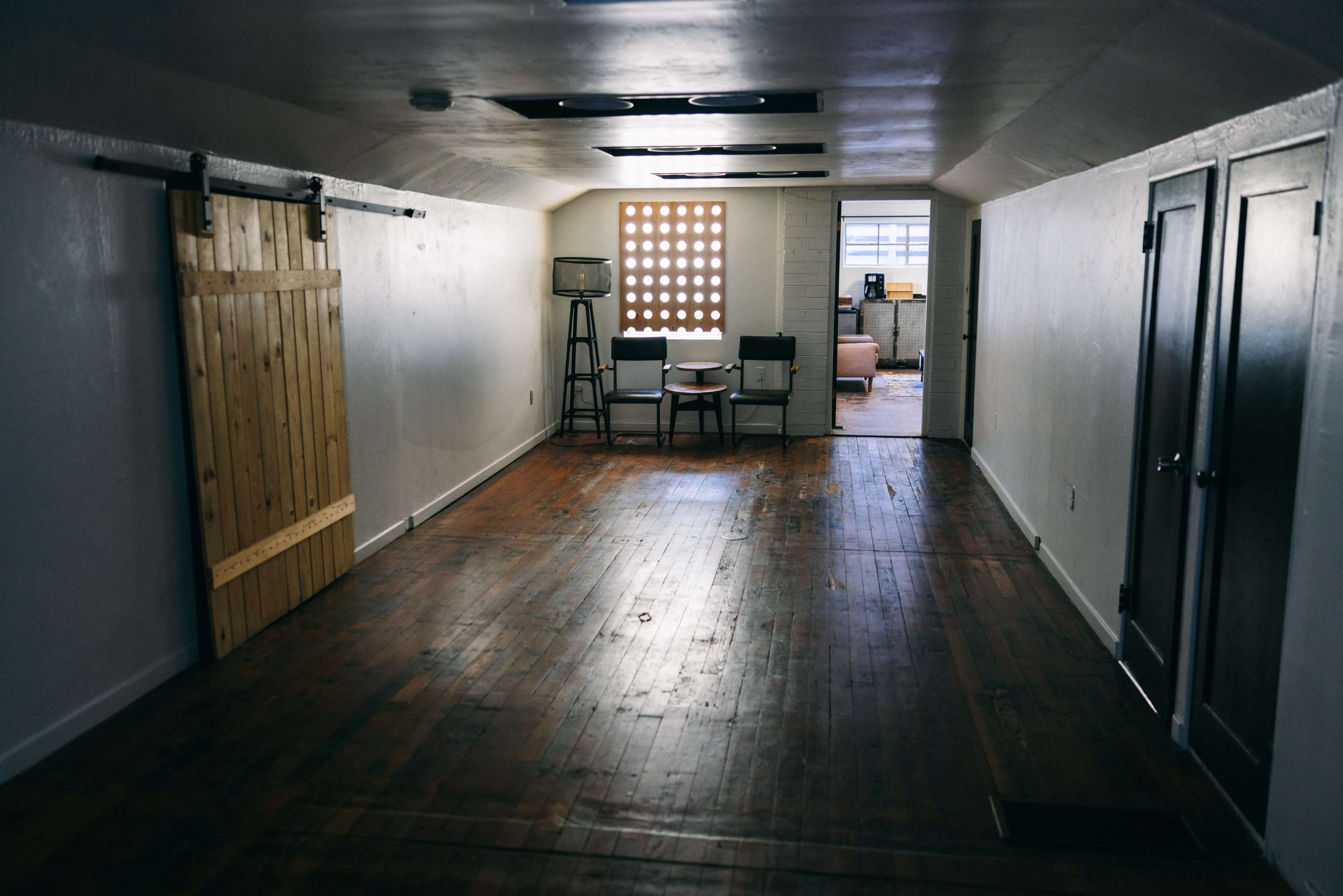 Downtown Upper Room Studio Image in Encanto Village, Phoenix, AZ