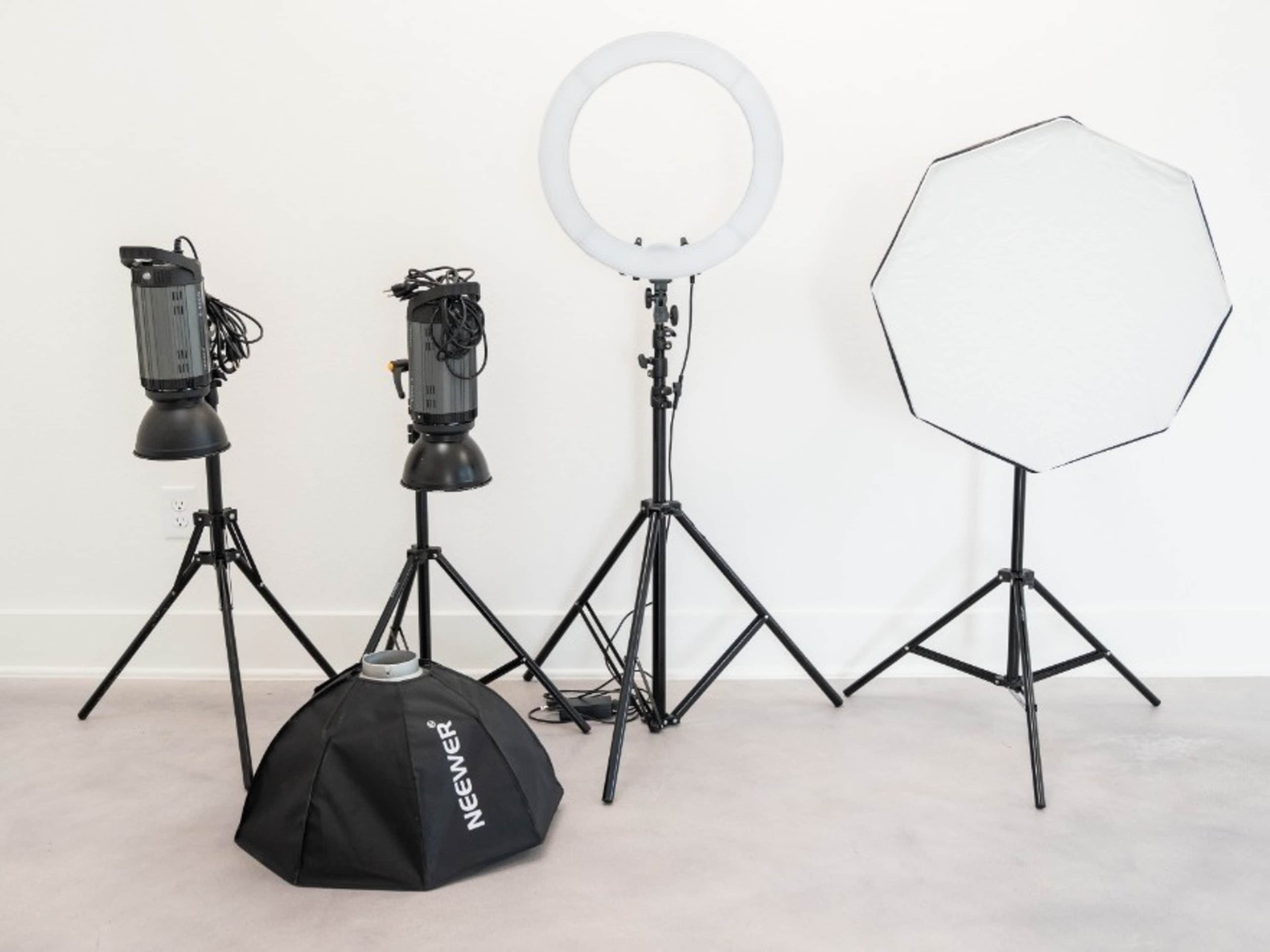 Lighting Gear