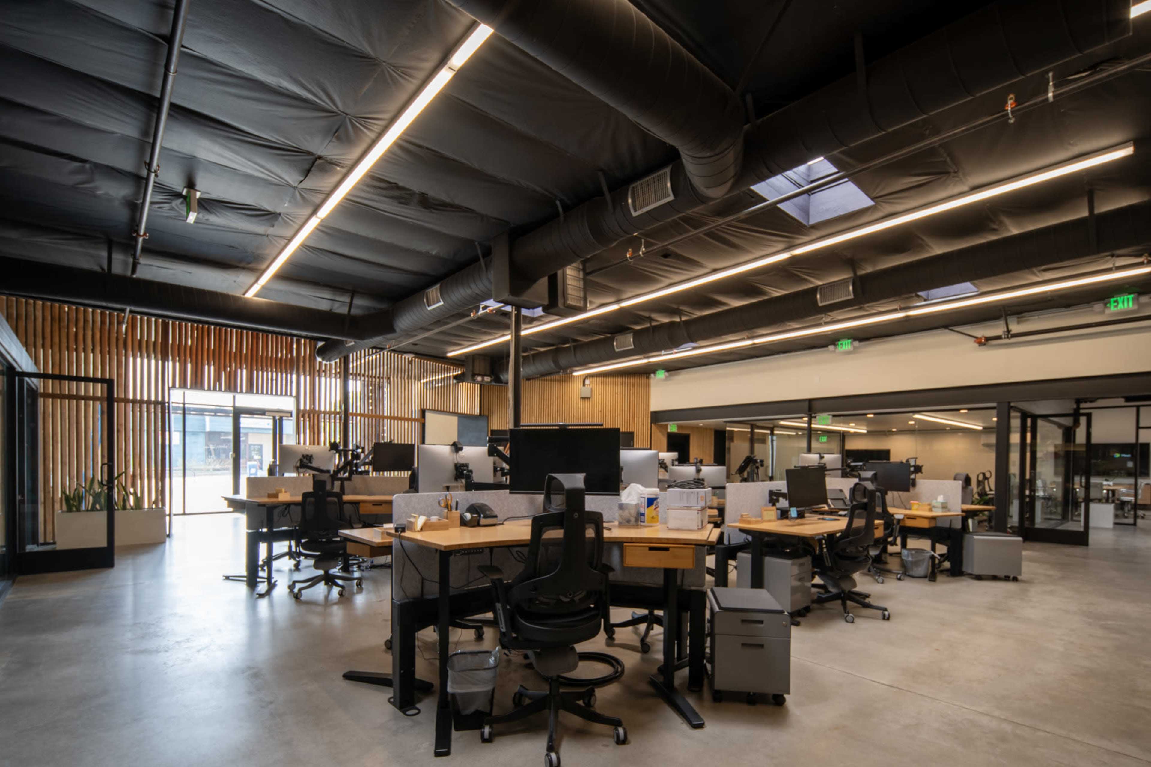 Modern Open Office / Cubicles Image in Historic Highlands, Pasadena, CA
