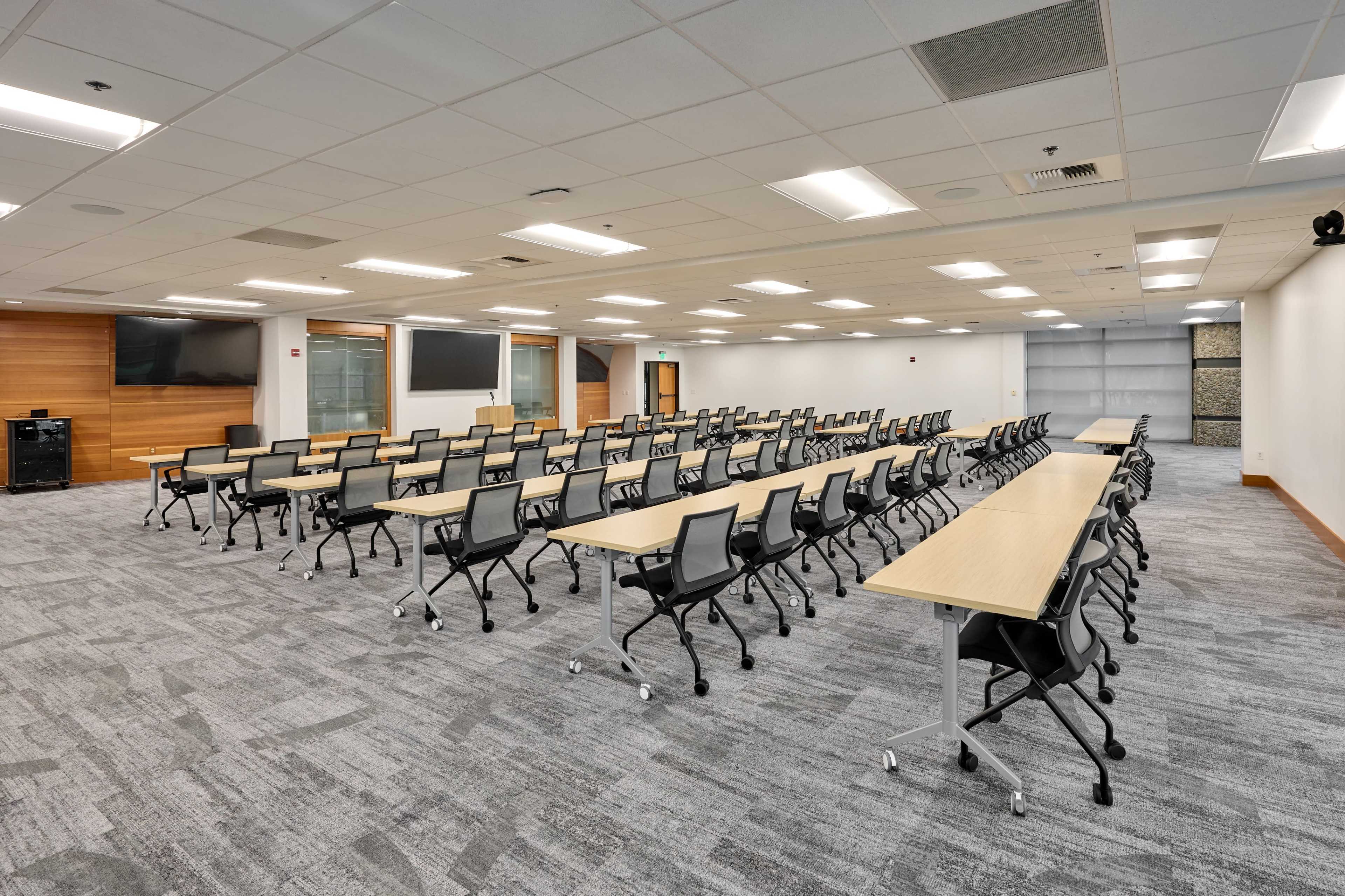 Spacious Meeting Room in the Heart of Oregon Wine Country Image in McMinnville, McMinnville, OR