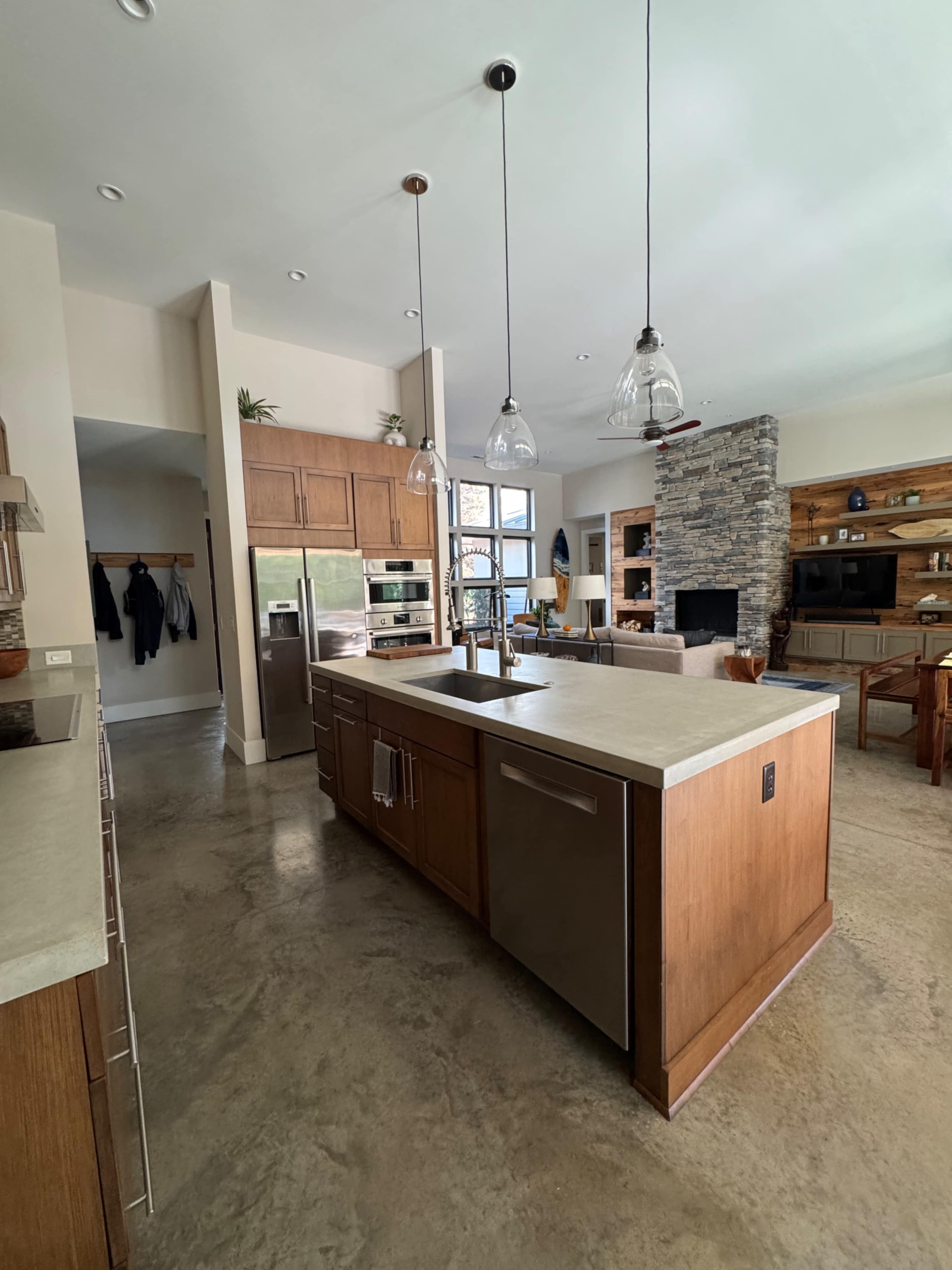 Modern Kitchen for Food/Nutrition Influencers & Brands Image in Longleaf Acres, Wilmington, NC