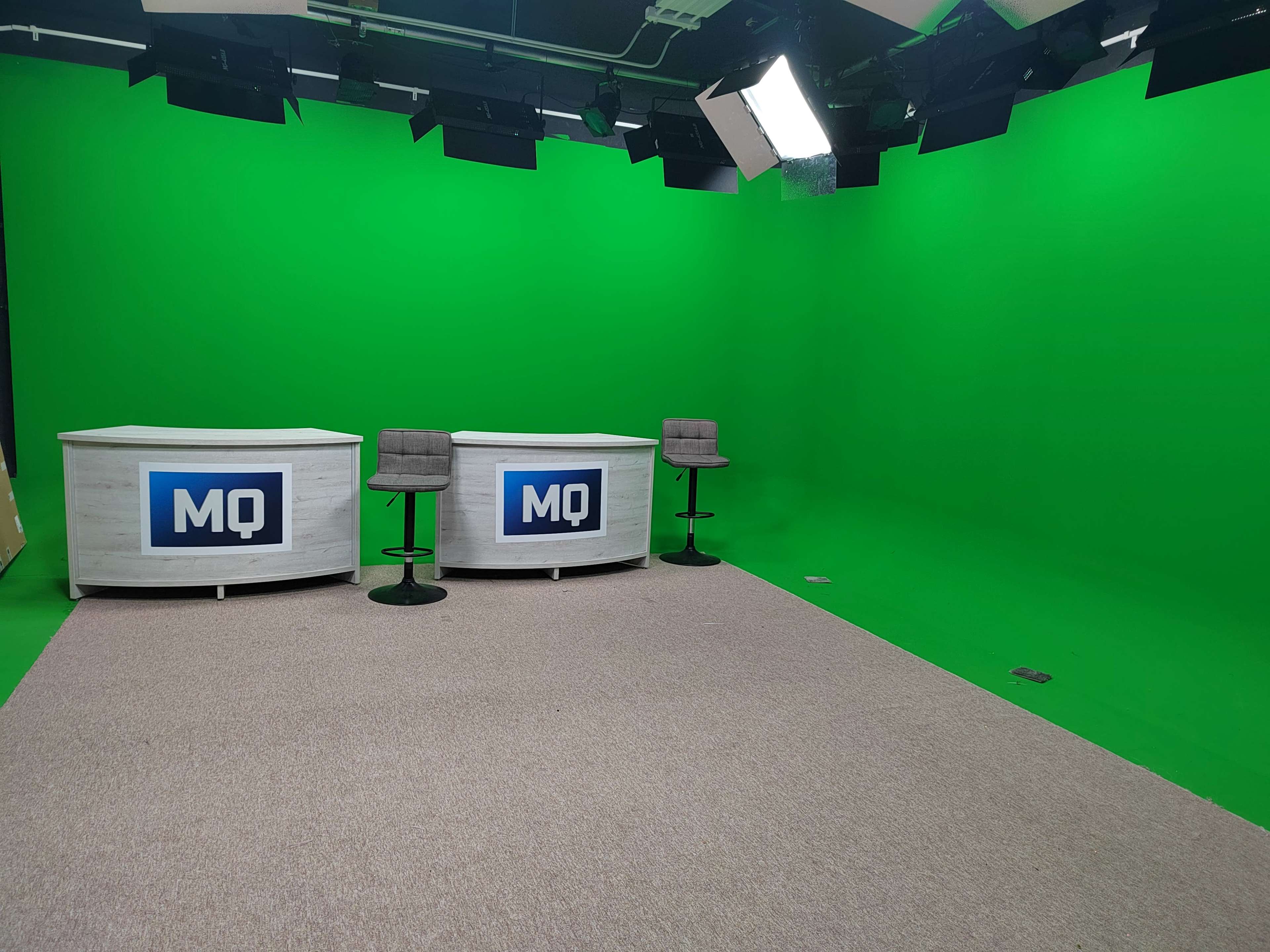 Studio de shooting photo/ Vidéo Image in , SERRIS