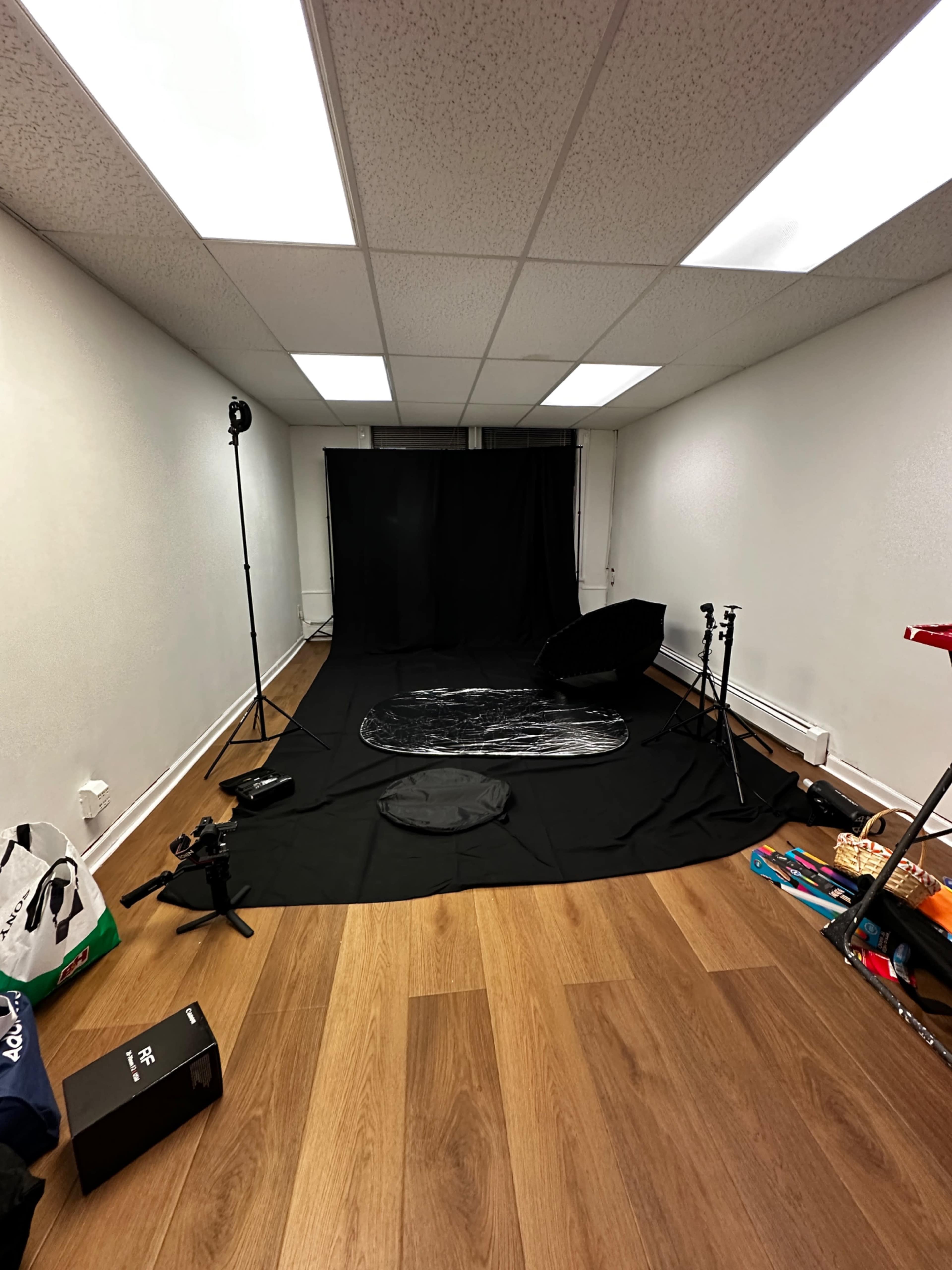 Photography Studio in Linden Downtown for creative jobs Image in Linden, Linden, NJ