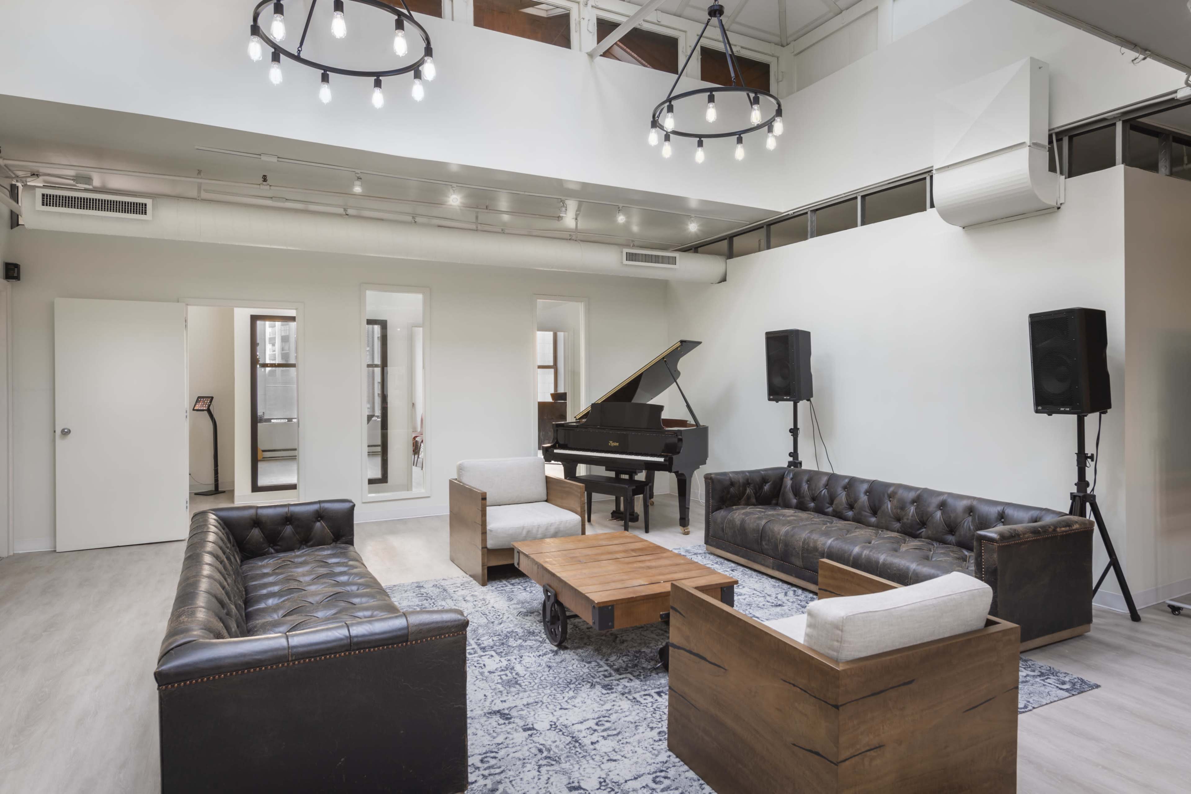 Spacious & Modern Event Space Image in Downtown, Boston, MA