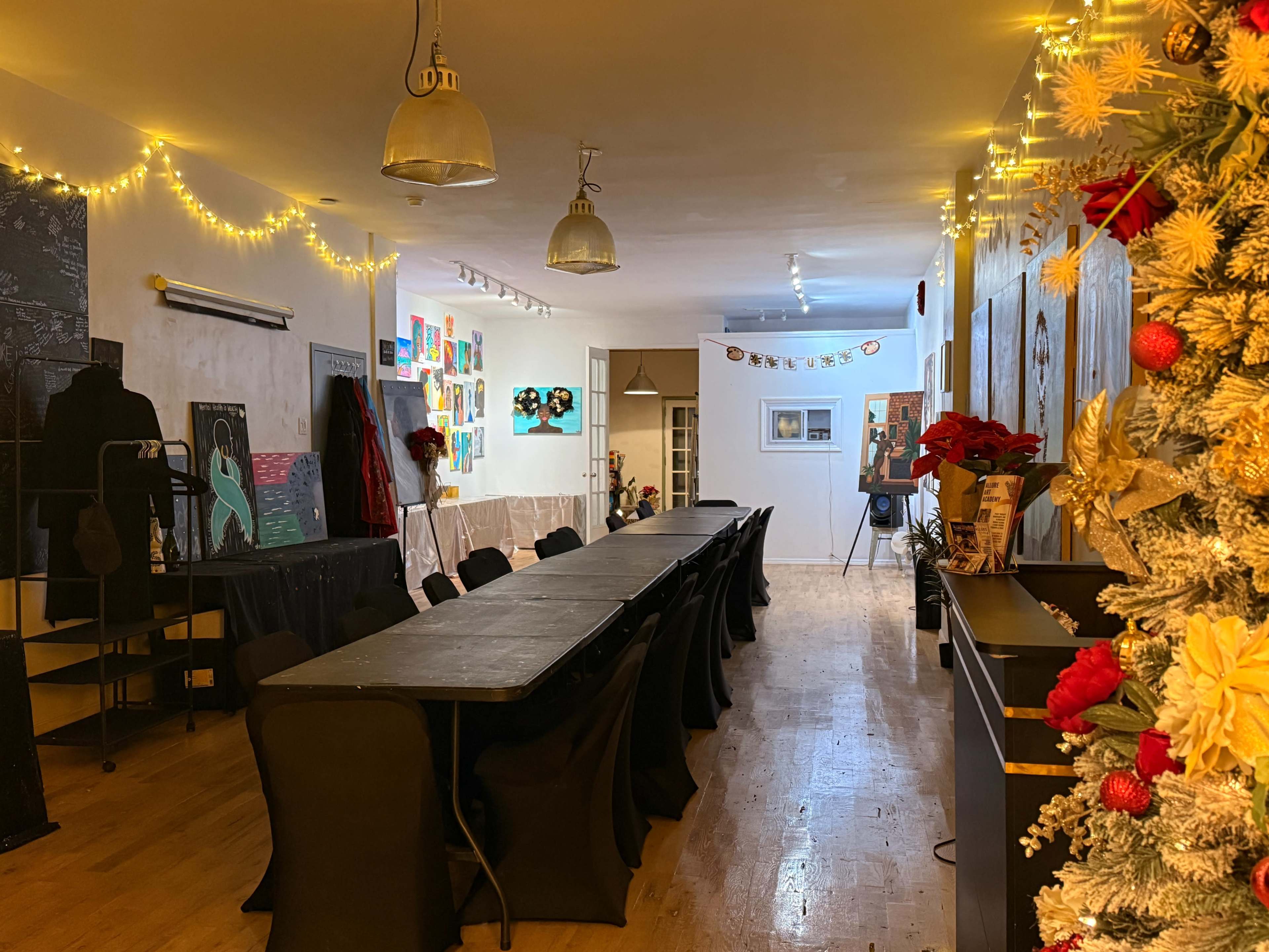 Modern Urban Art Studio Space with Creative Artwork & Good Vibes Image in St. Albans, Saint Albans, NY