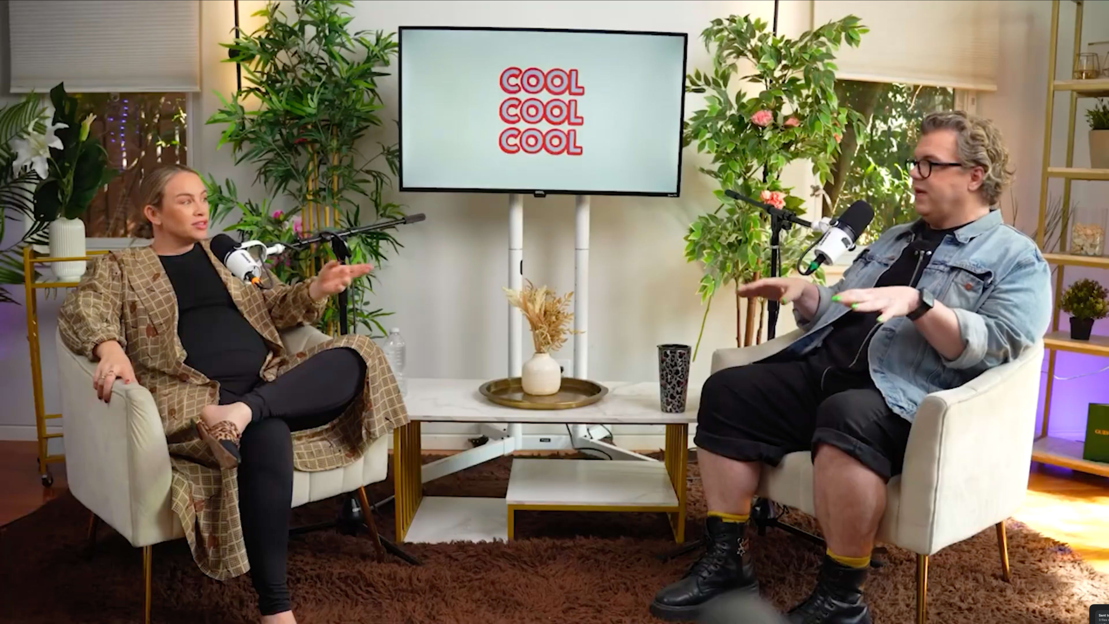 The Elegant Living Room Image in Hollywood, Hollywood, CA