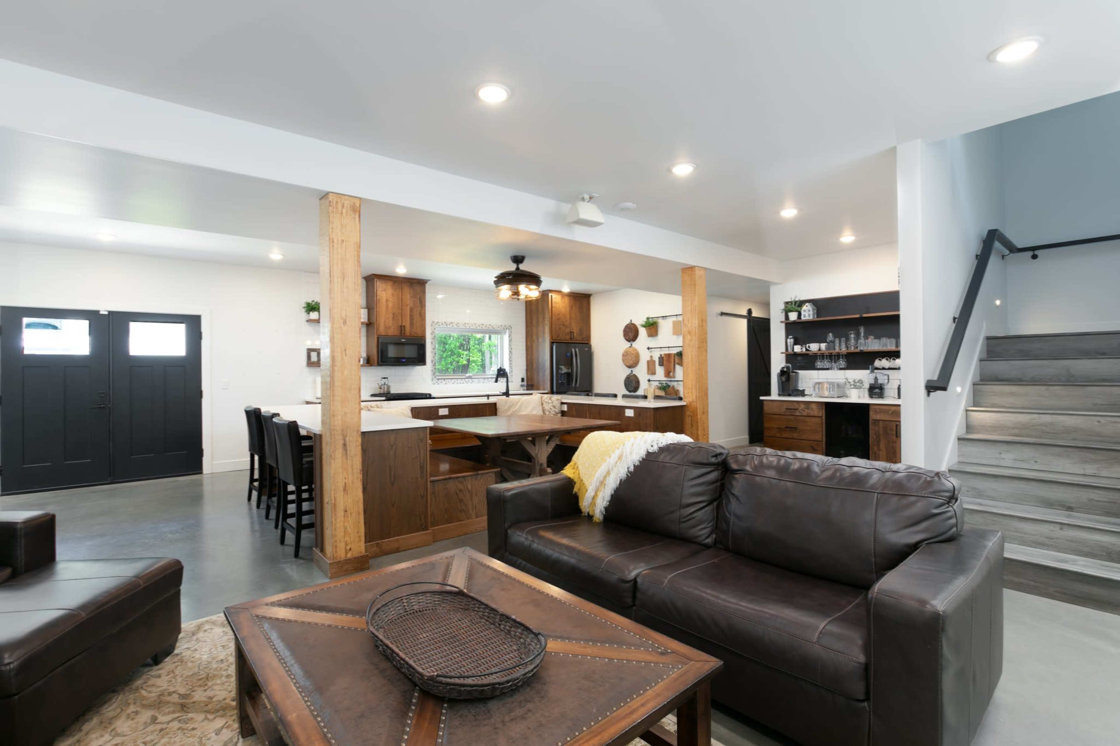 The Black Oak Estate Image in Niles Township, Niles, MI