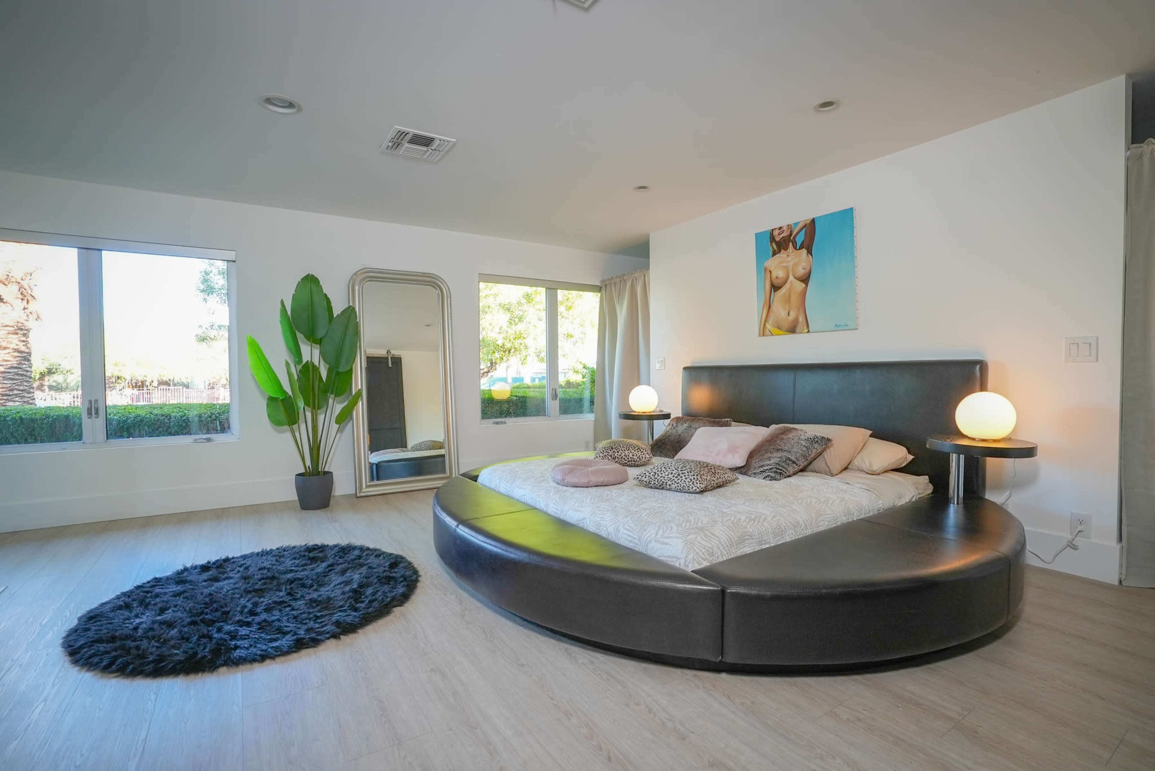 Iconic " Art District " mid-century house Image in John S. Park, Las Vegas, NV