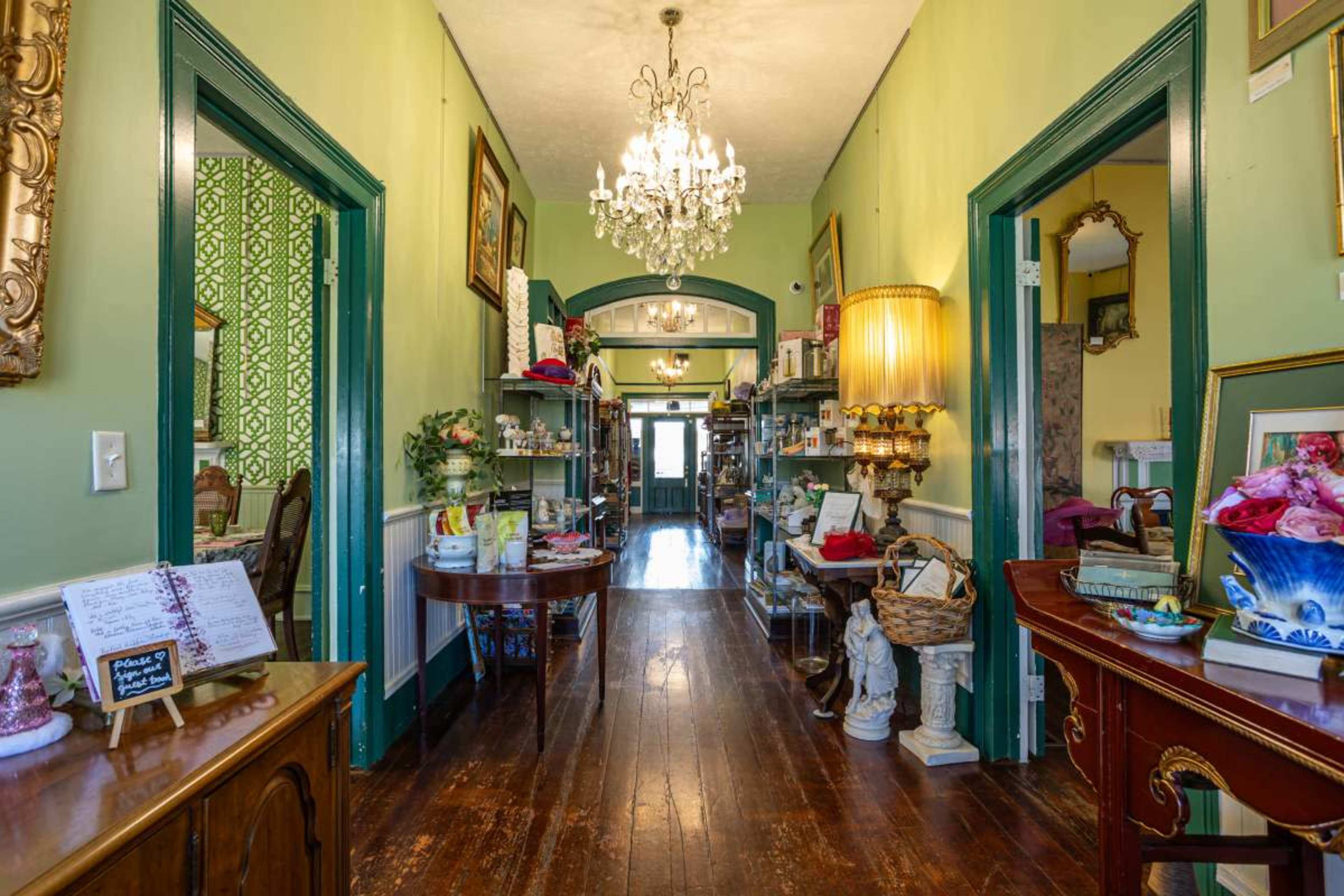 Beautiful Downtown Victorian TeaRoom with Tons of Beautiful Spaces Image in Downtown, GRIFFIN, GA