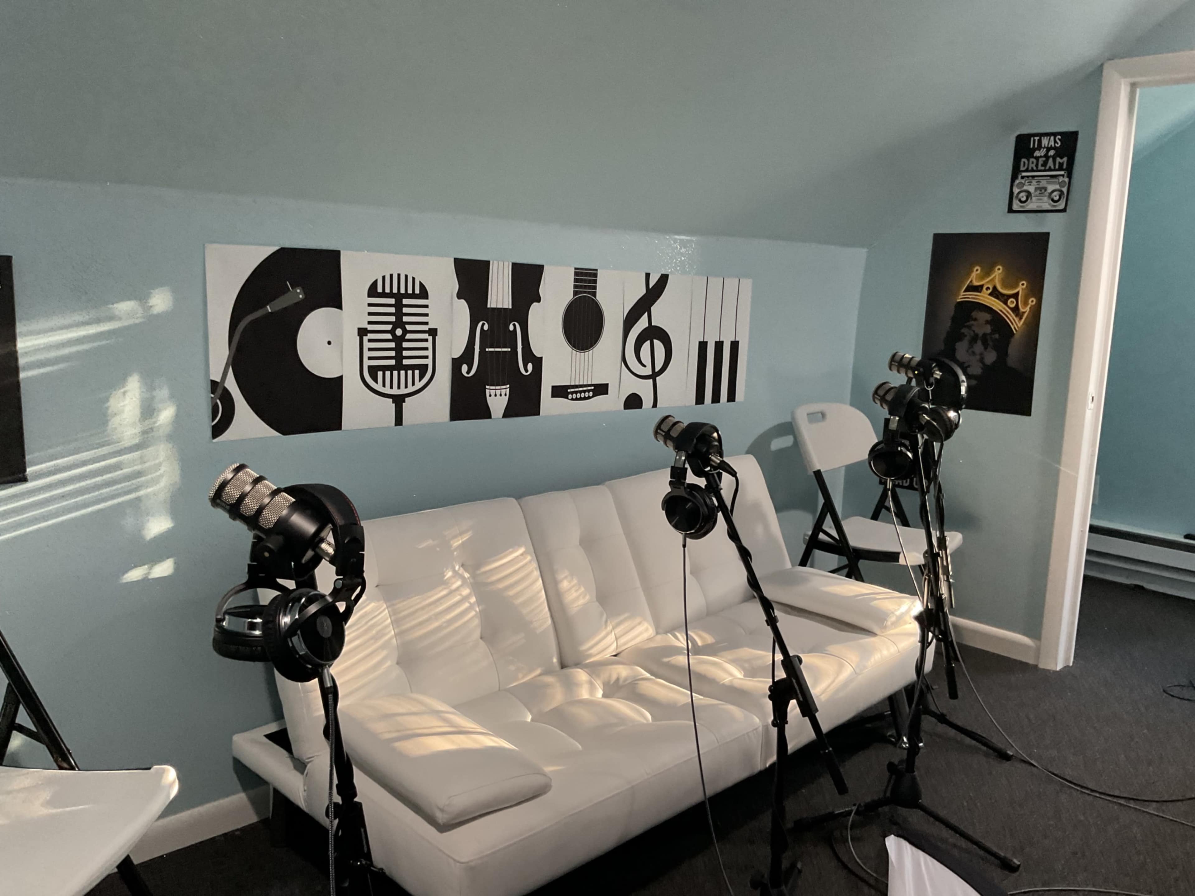 Music Studio/ Podcast Image in Rochelle Park, New Rochelle Park, NJ