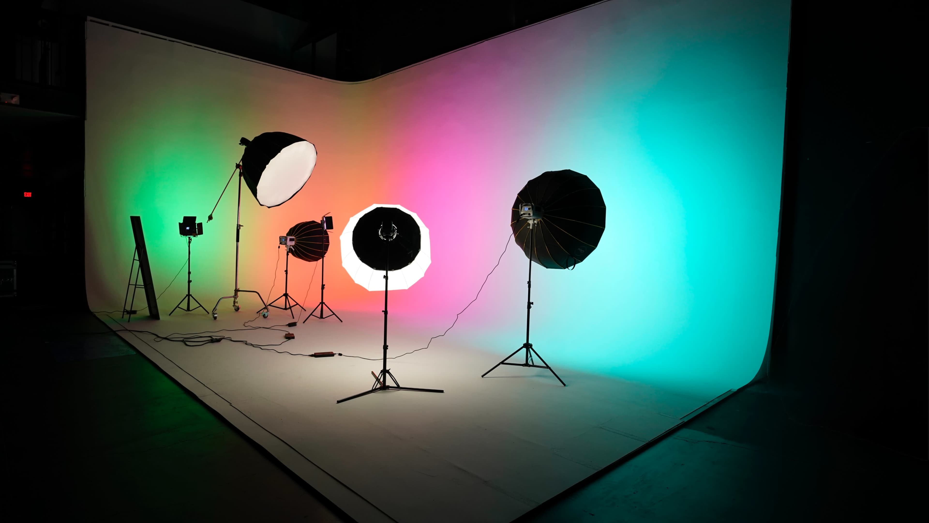 Infinity Wall Magic - Your Blank Canvas Awaits Image in Charleston, Las Vegas, NV