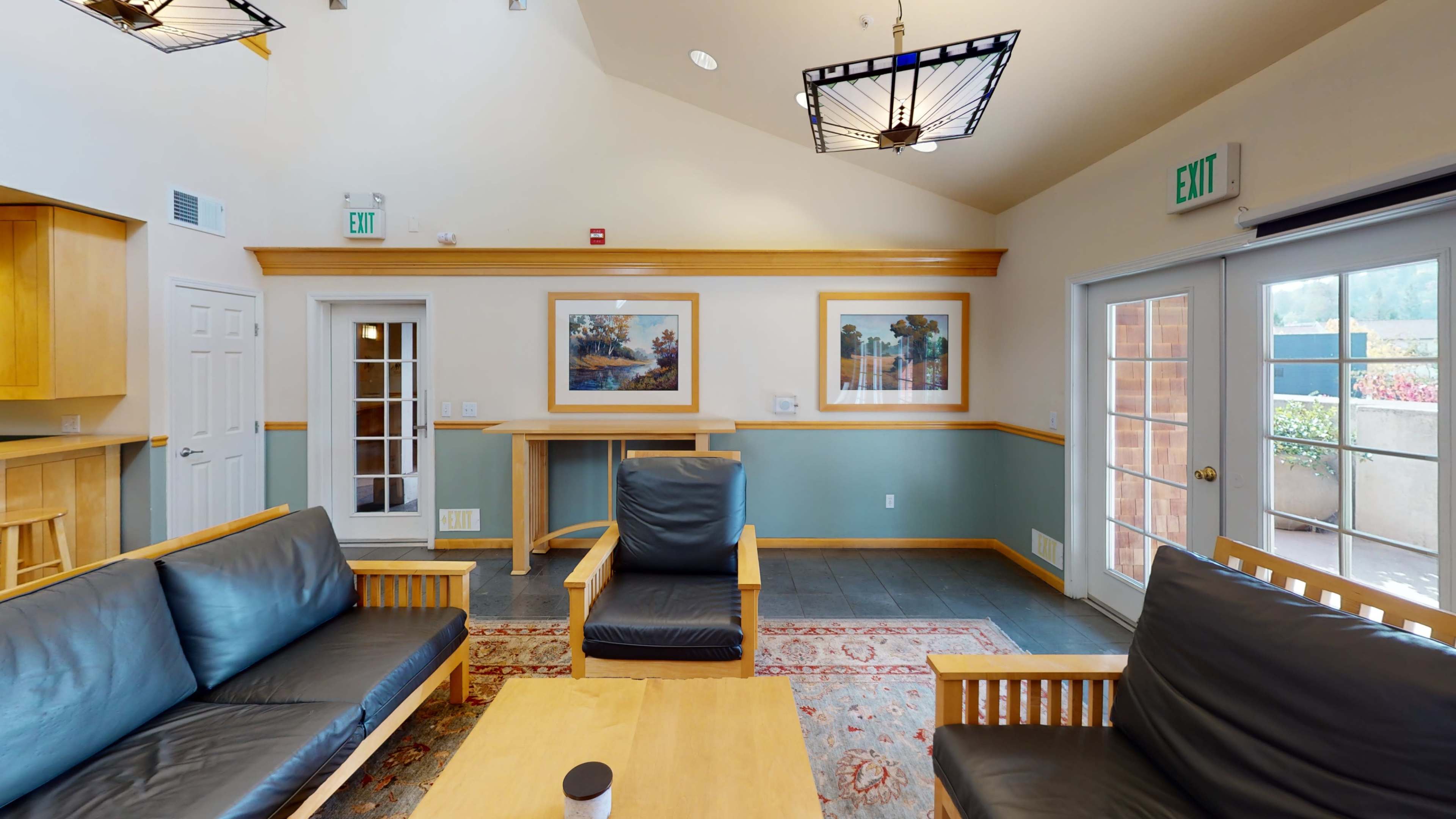 Beautiful Lounge Perfect for Entertaining Image in , Lafayette, CA
