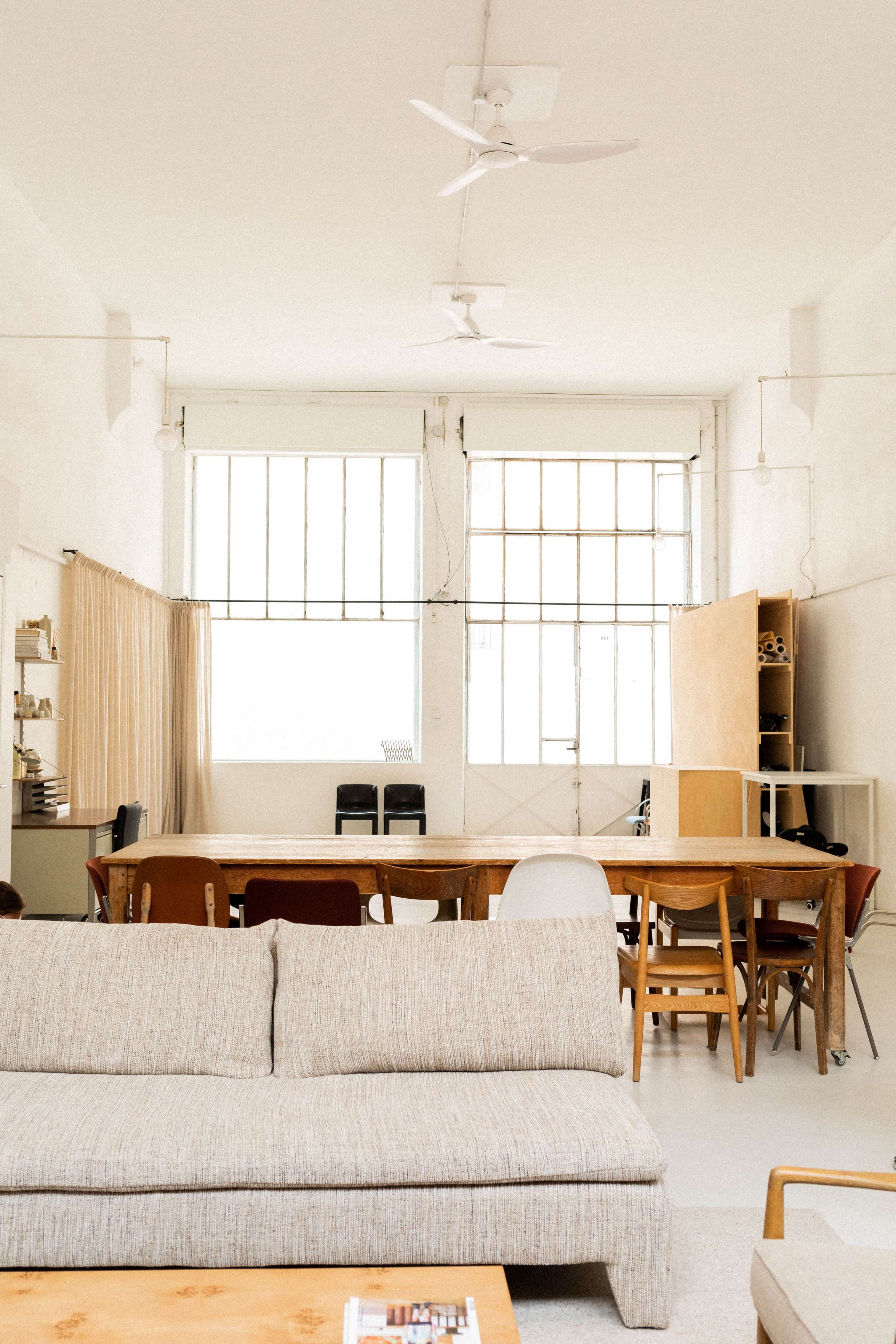 Studio Photo en Lumière Naturelle Image in Voltaire - St Amour, LYON