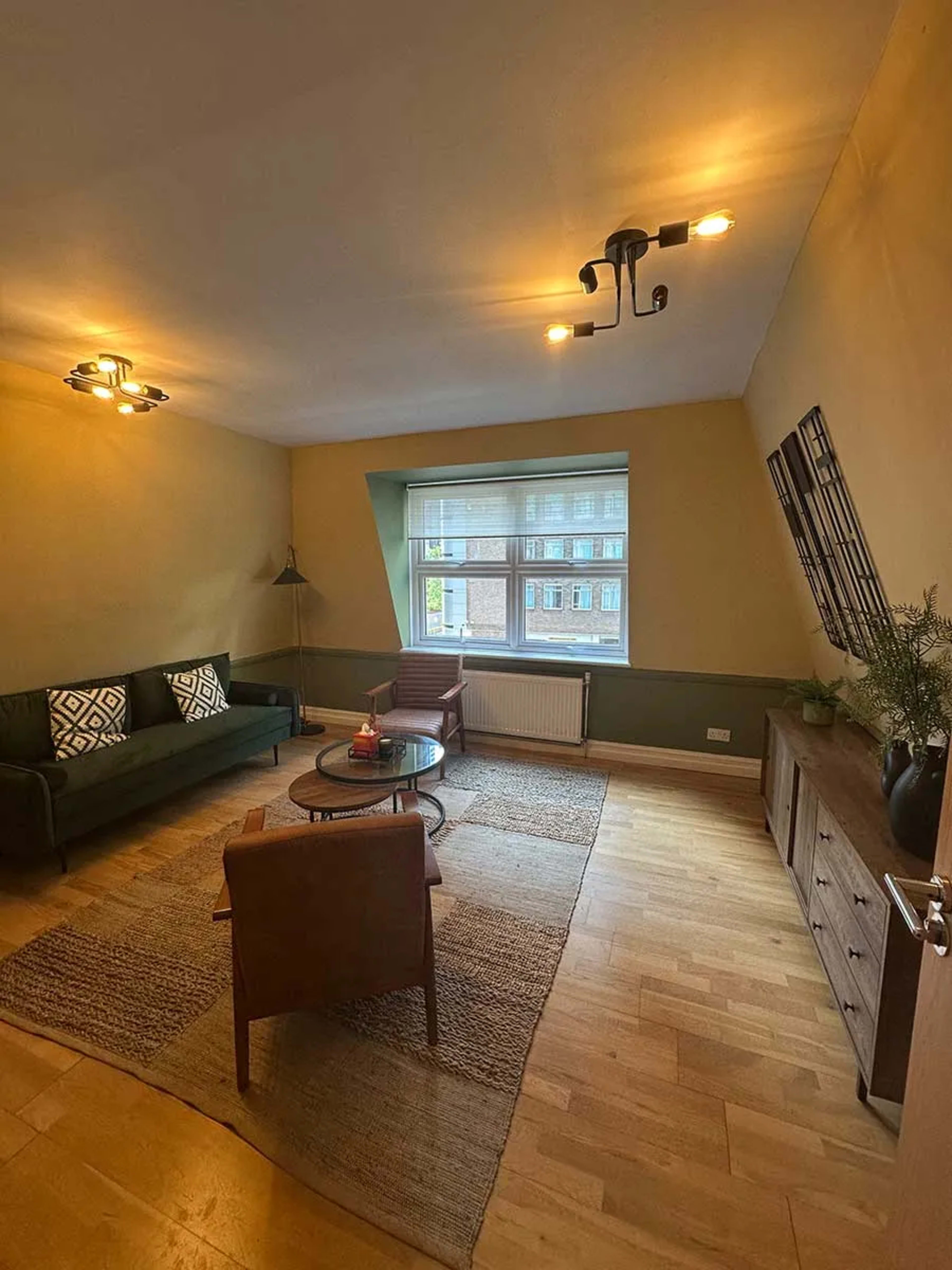 Boutique Therapy Space in Croydon Image in Croydon, Croydon, ENG