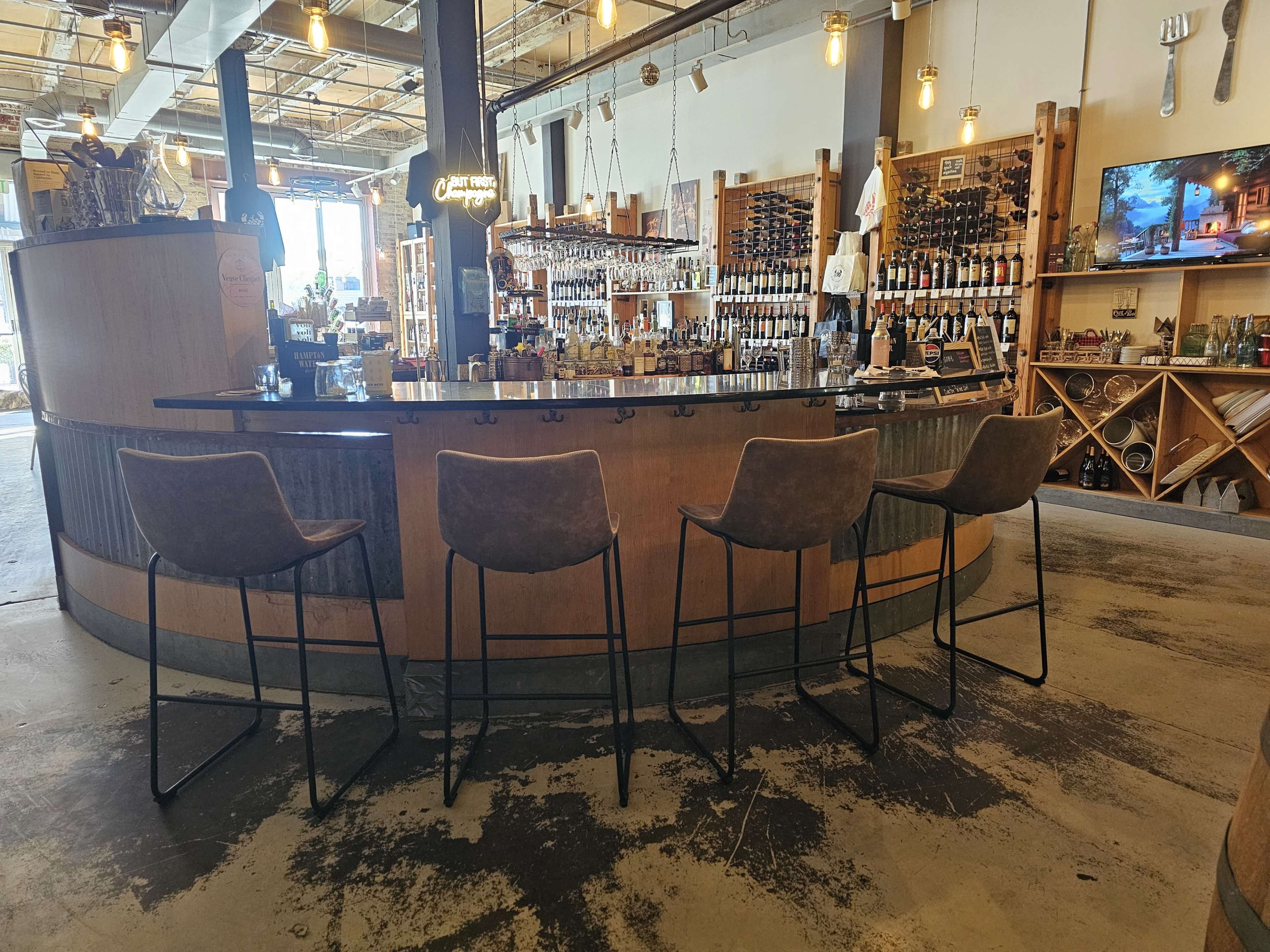 Rustic & Cozy Bottle Shoppe with a Patio View Image in Canton, Baltimore, MD