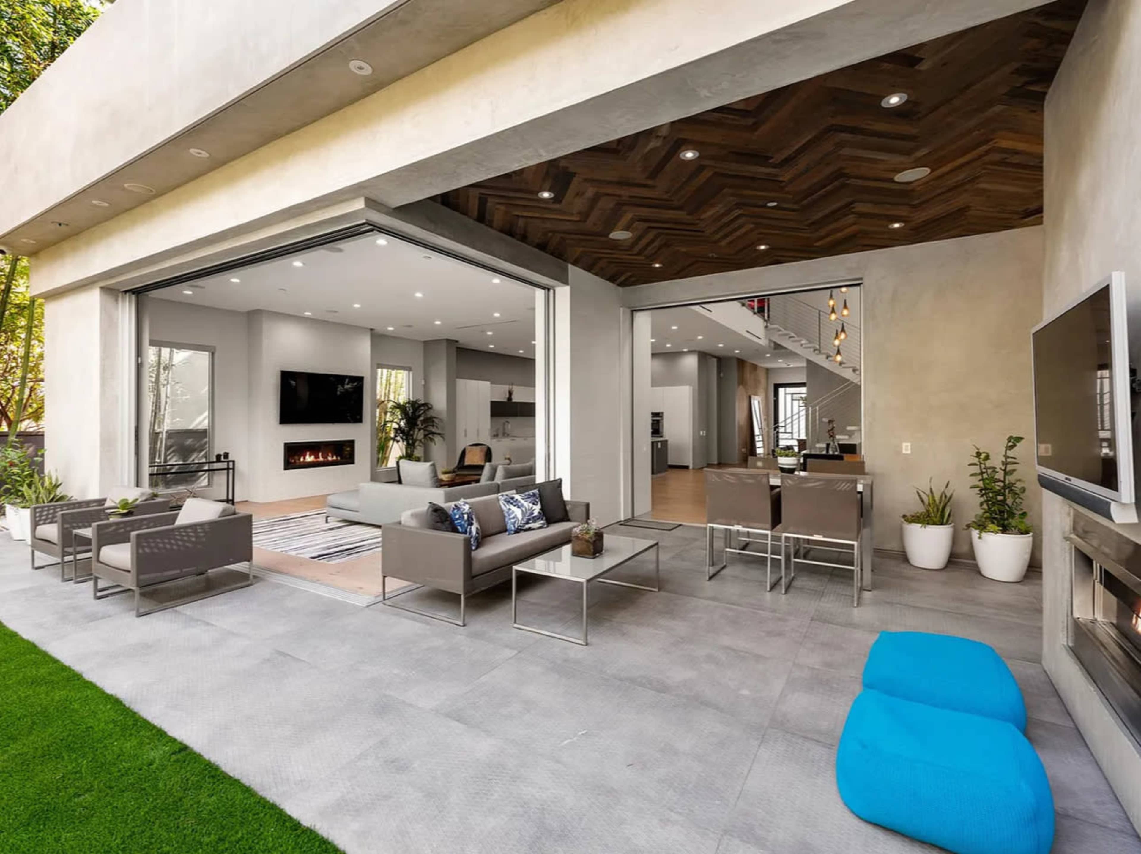 “ Modern Villa with large Backyard “ Image in Beverly Grove, Los Angeles, CA