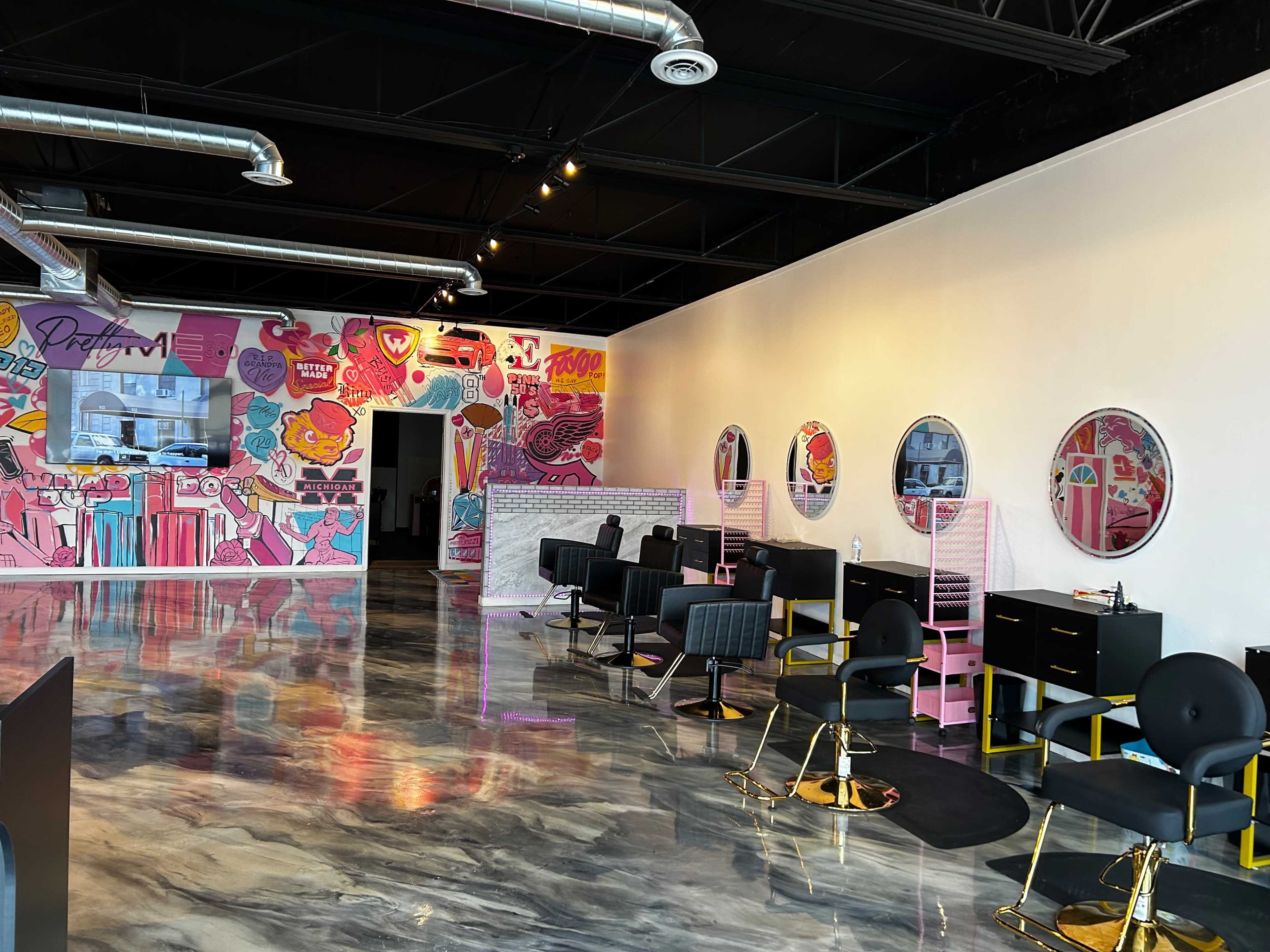 Luxury Hair & Nail Salon Image in Evergreen-Outer Drive, Detroit, MI