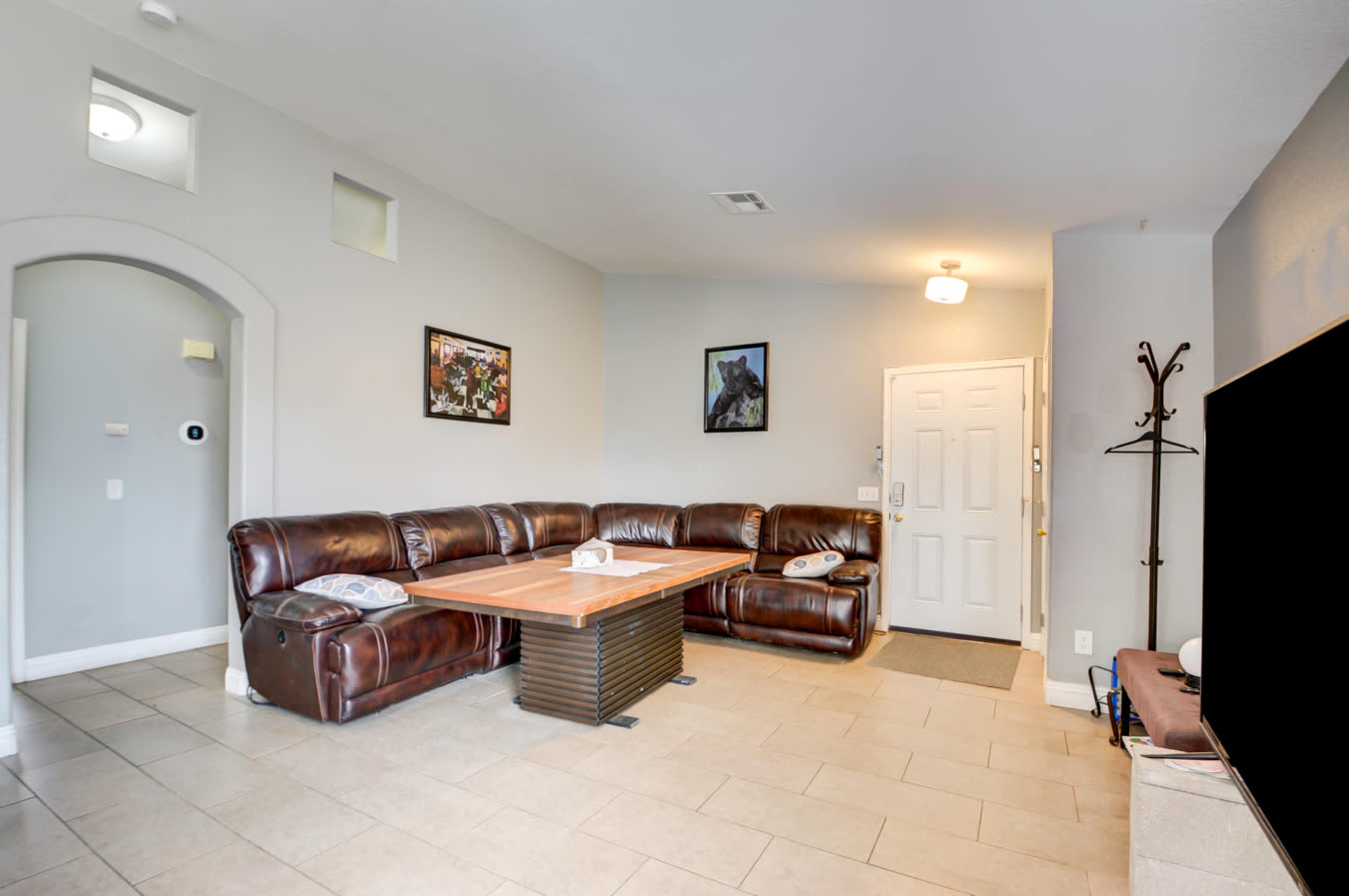 Downtown Home Centrally Located Image in Diamond Point, las vegas, NV