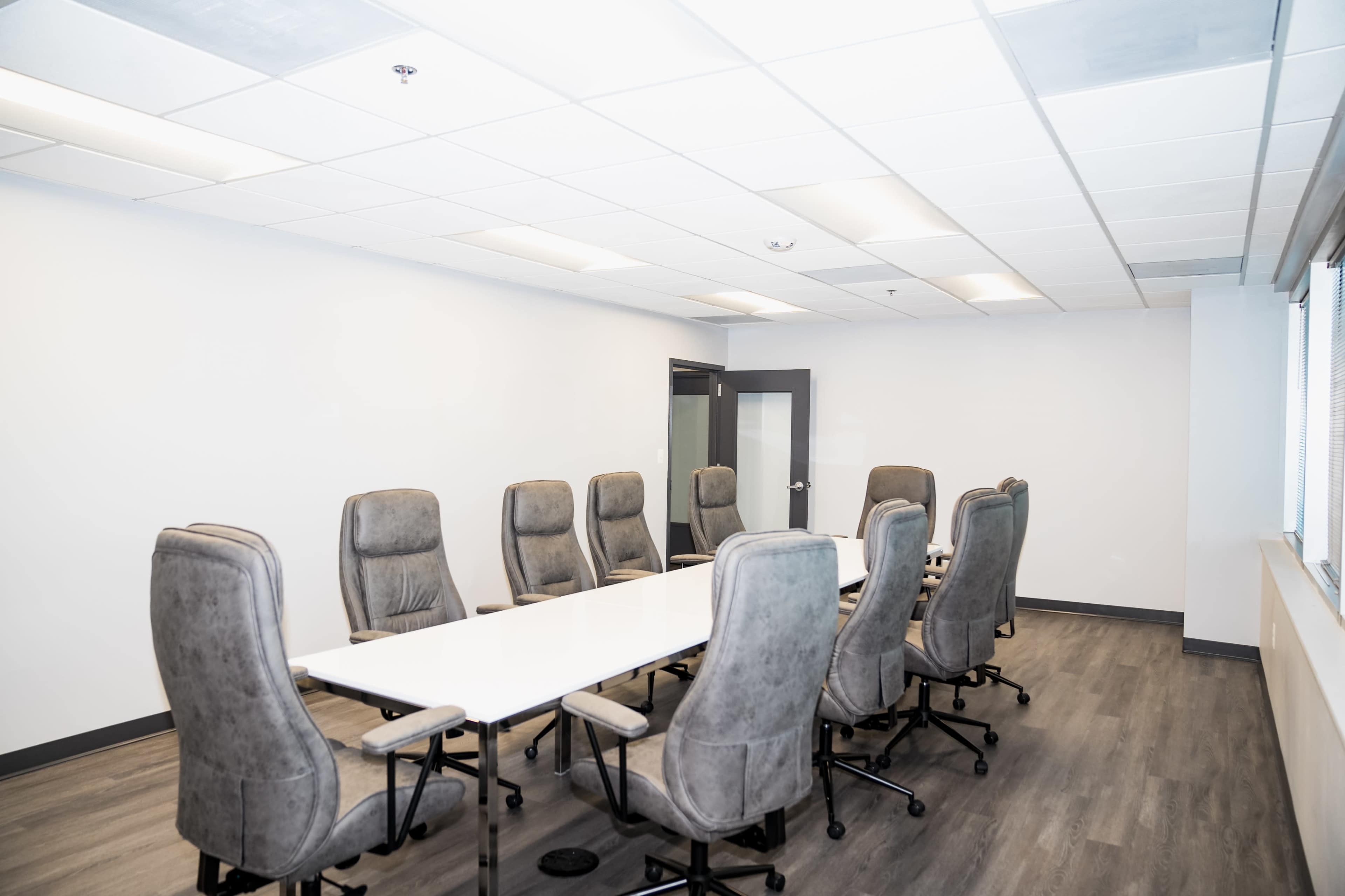 Large 10 Person Conference Room (Columbia 2) Image in Columbia, Columbia, MD