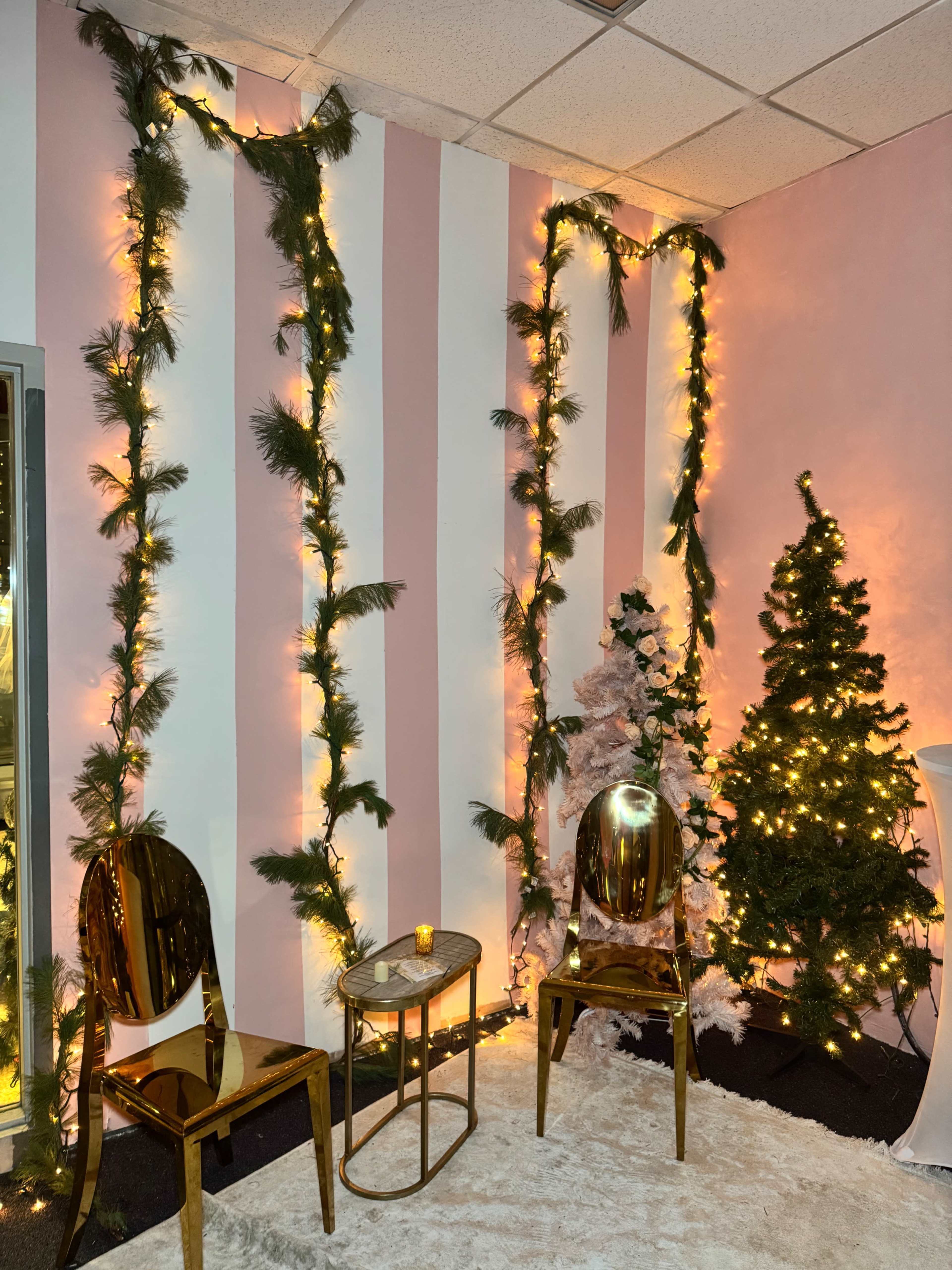 Center City Store Front with City Hall Views Image in Logan Square, Philadelphia, PA