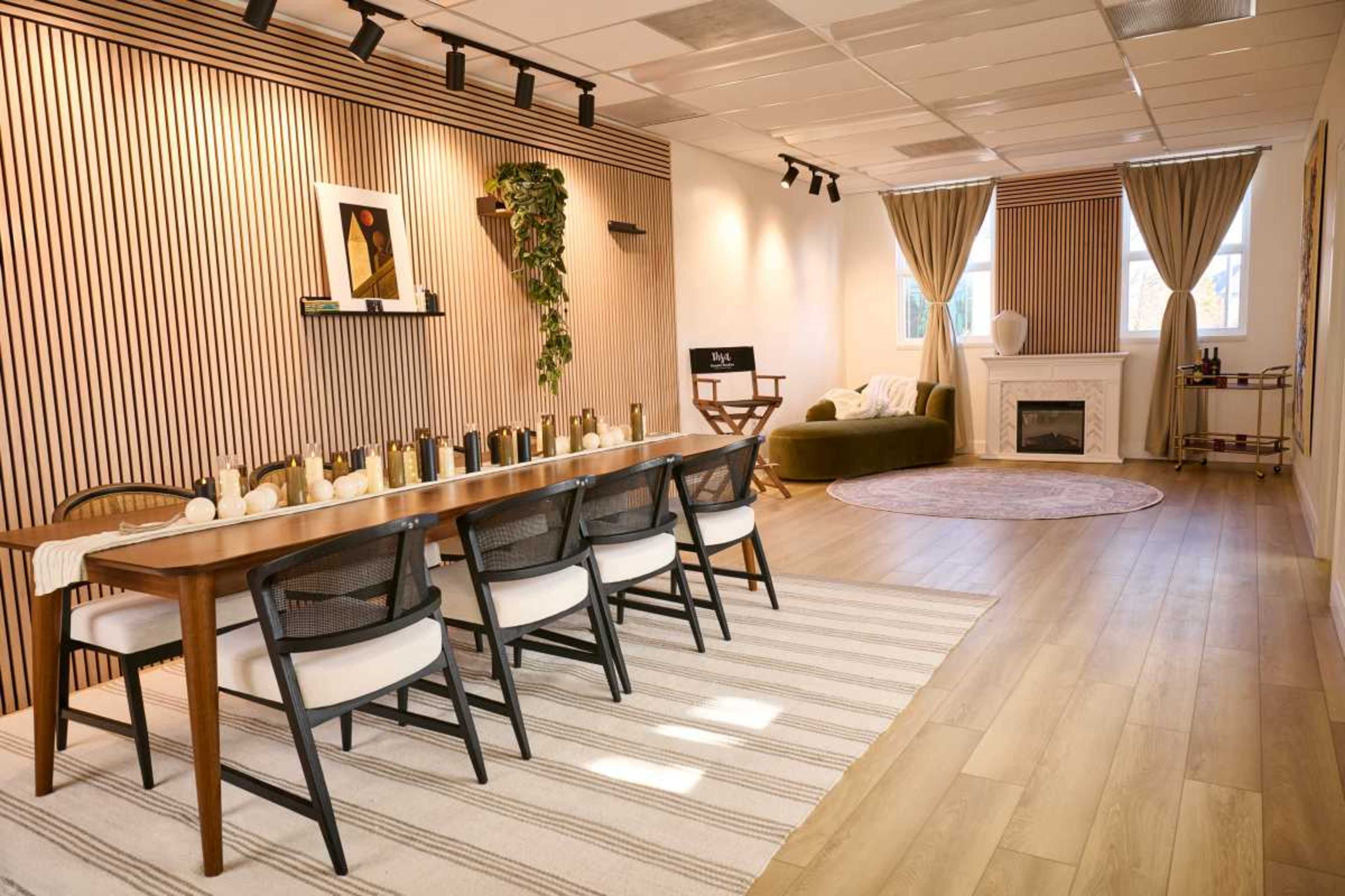 Fully Equipped Modern Event and Creator Studio in Northern VA (The Thai Constellation) Image in Merrifield, Fairfax, VA