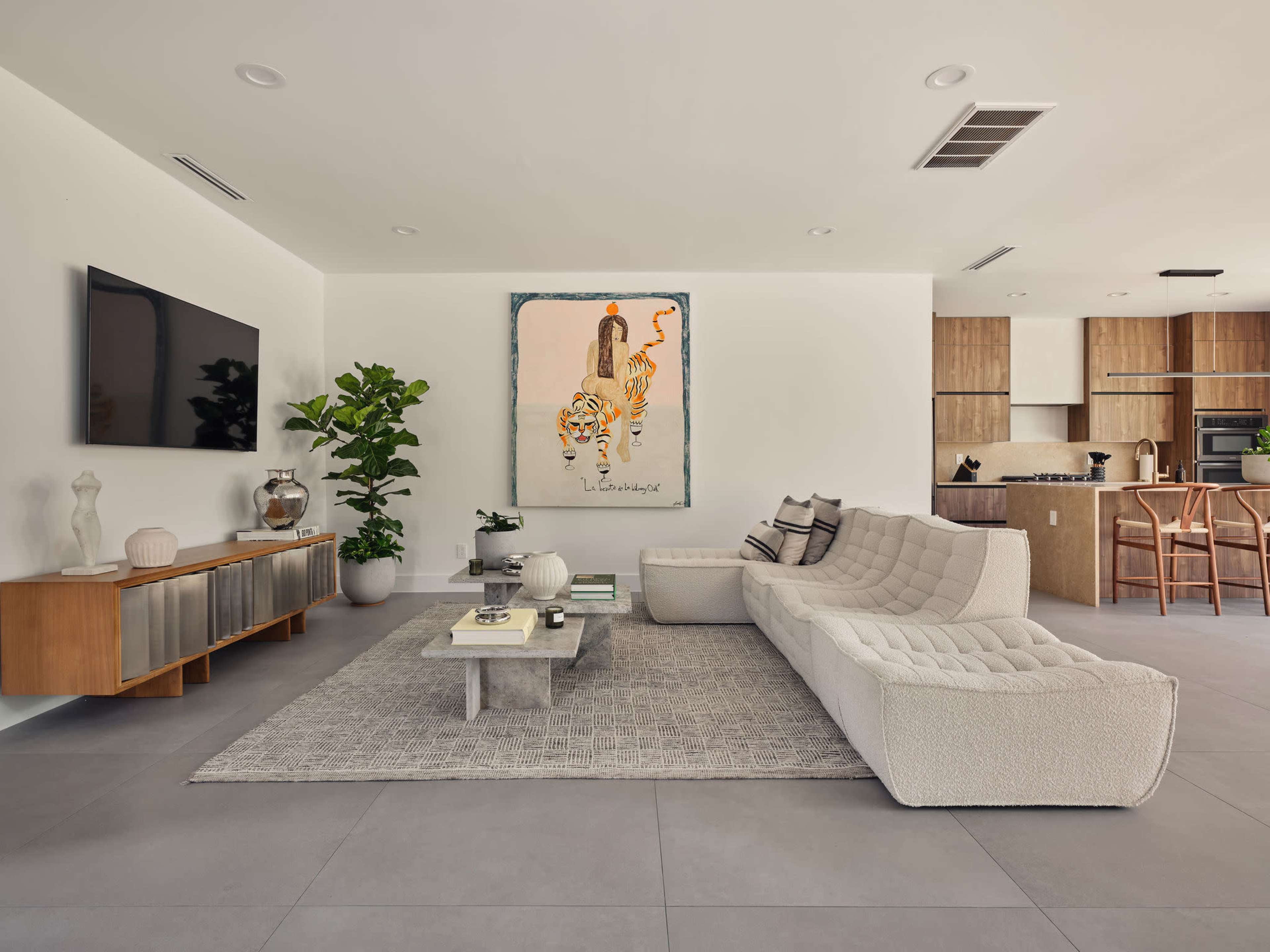 Suburban Luxury: The Balcony Oak Image in , Conroe, TX