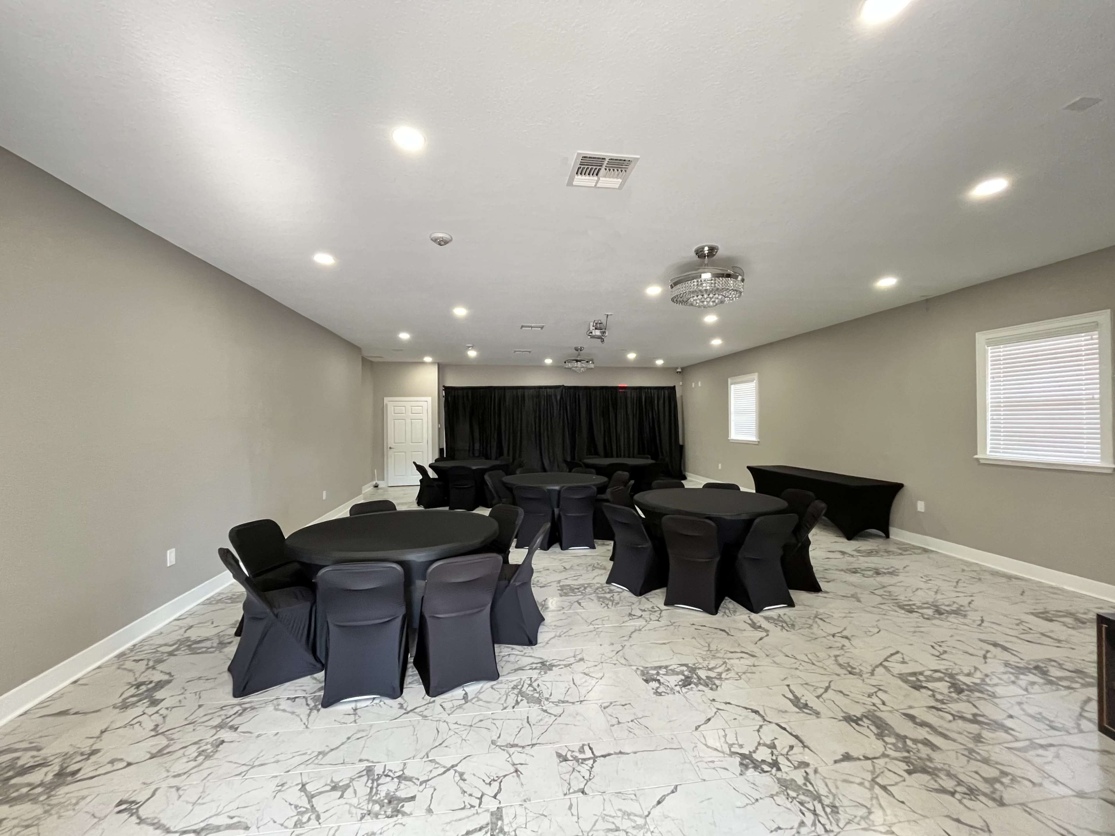 Luxury Event Space with Podcast & Spa Rooms Image in Auburndale, Auburndale, FL