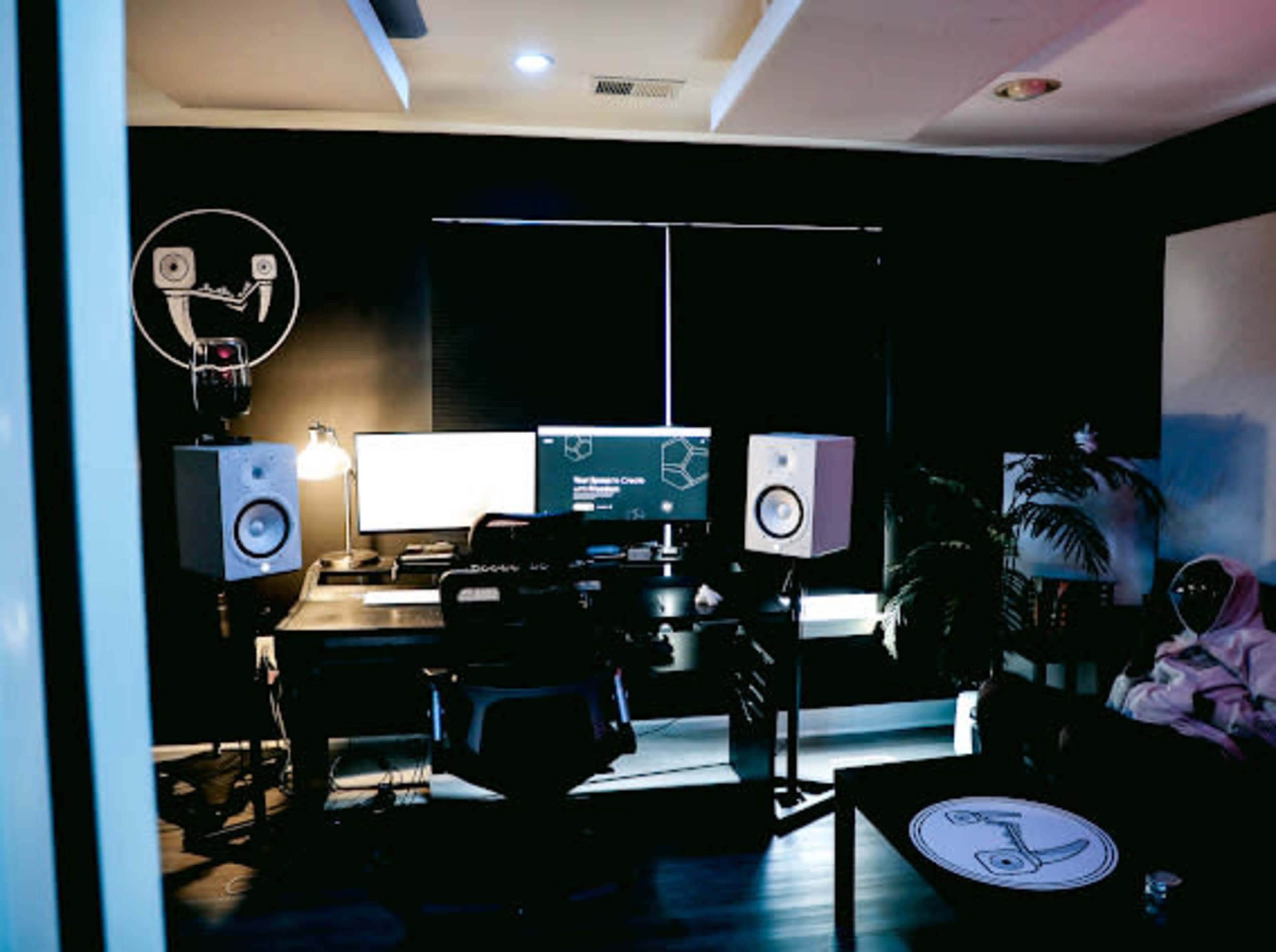 Modern Recording Studio for Music, Podcasts & Creative Sessions Image in Rockville, Rockville, MD
