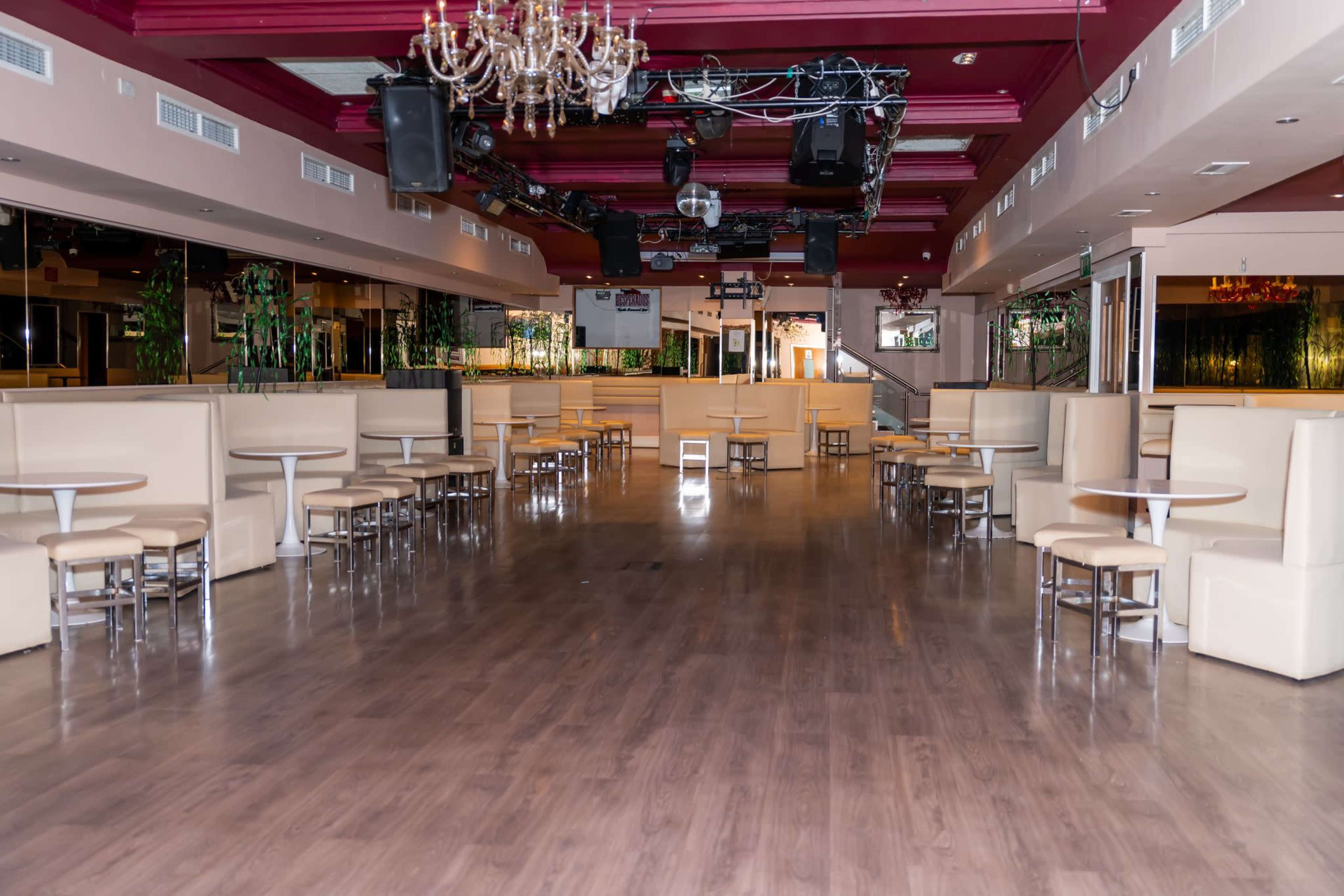 basement nightclub Image in Golders Green, london, ENG