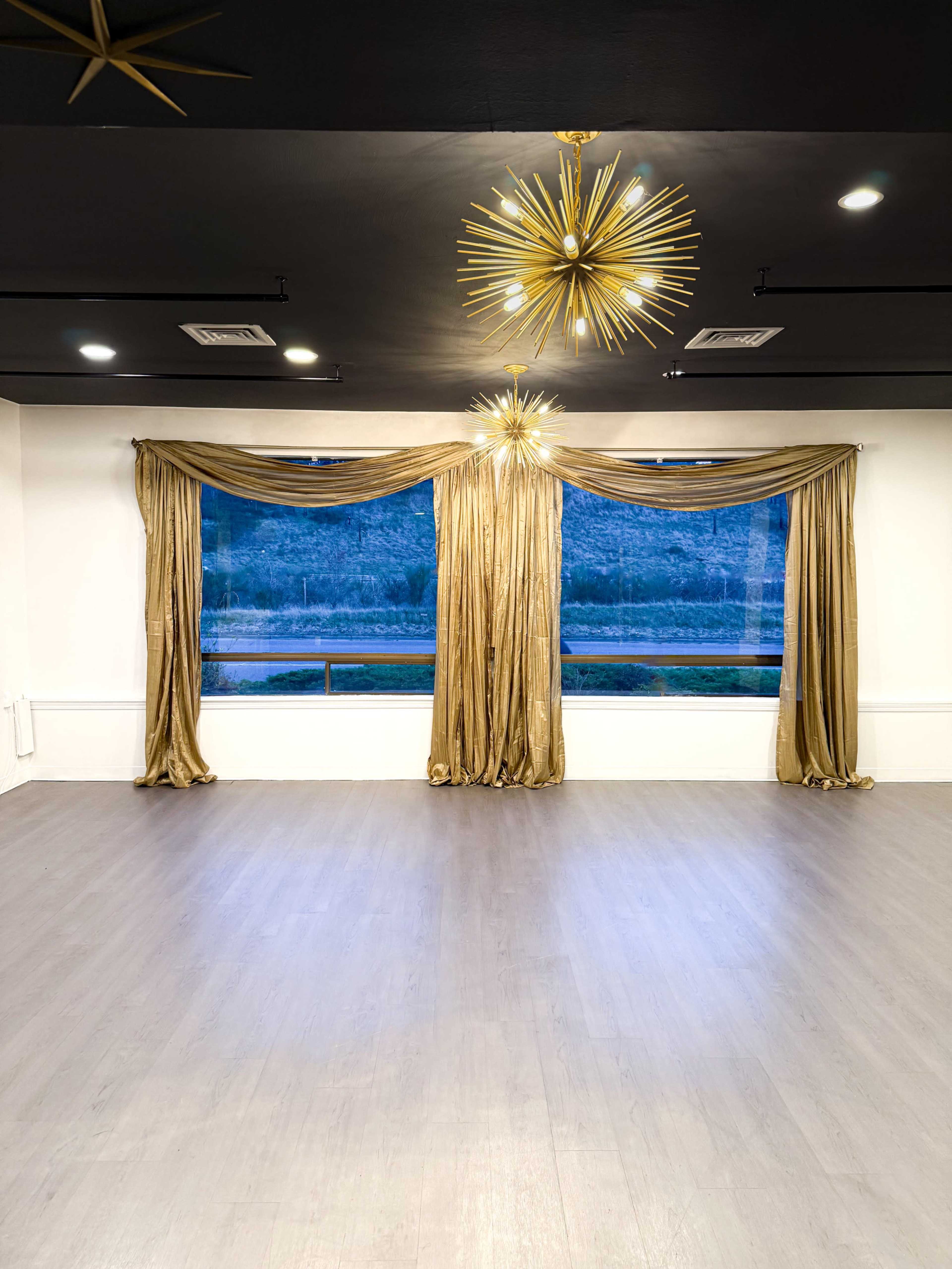 Beautiful Boutique Lounge Image in South Tacoma, Tacoma, WA