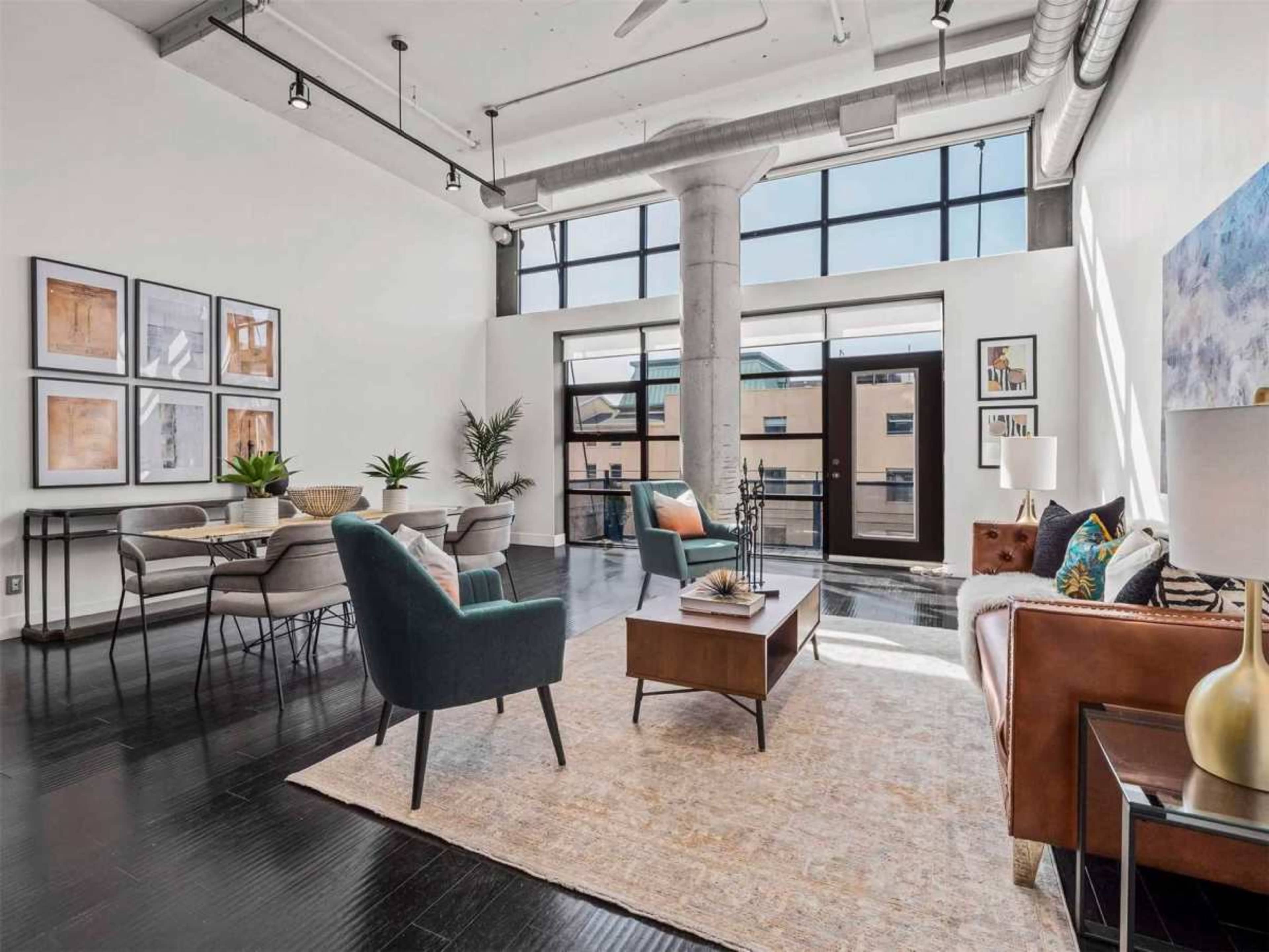 Loft 406 Image in Trefann Court, Toronto, ON