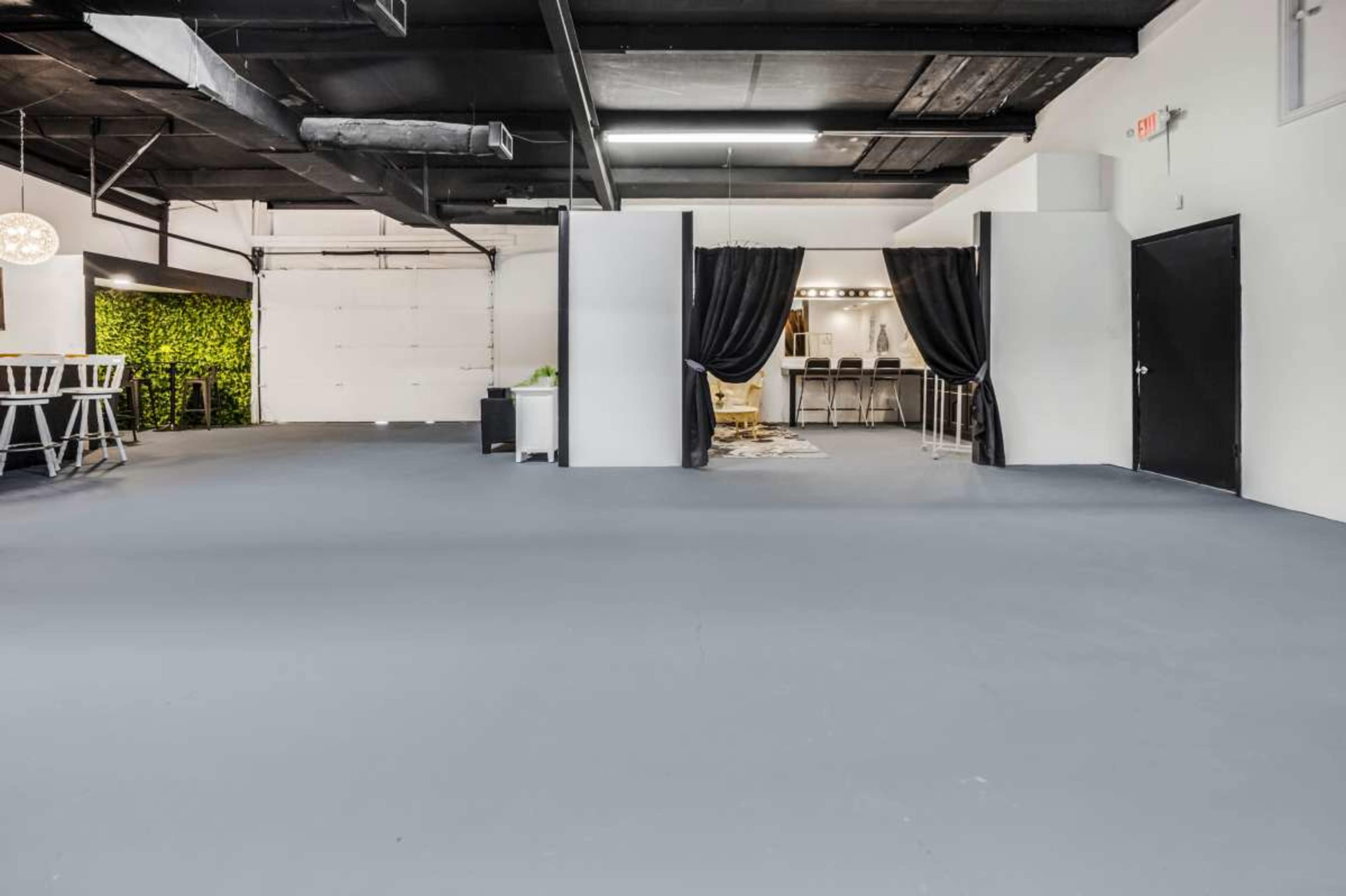 Modern Multifunctional Creative Space Image in Bolton, Mobile, AL