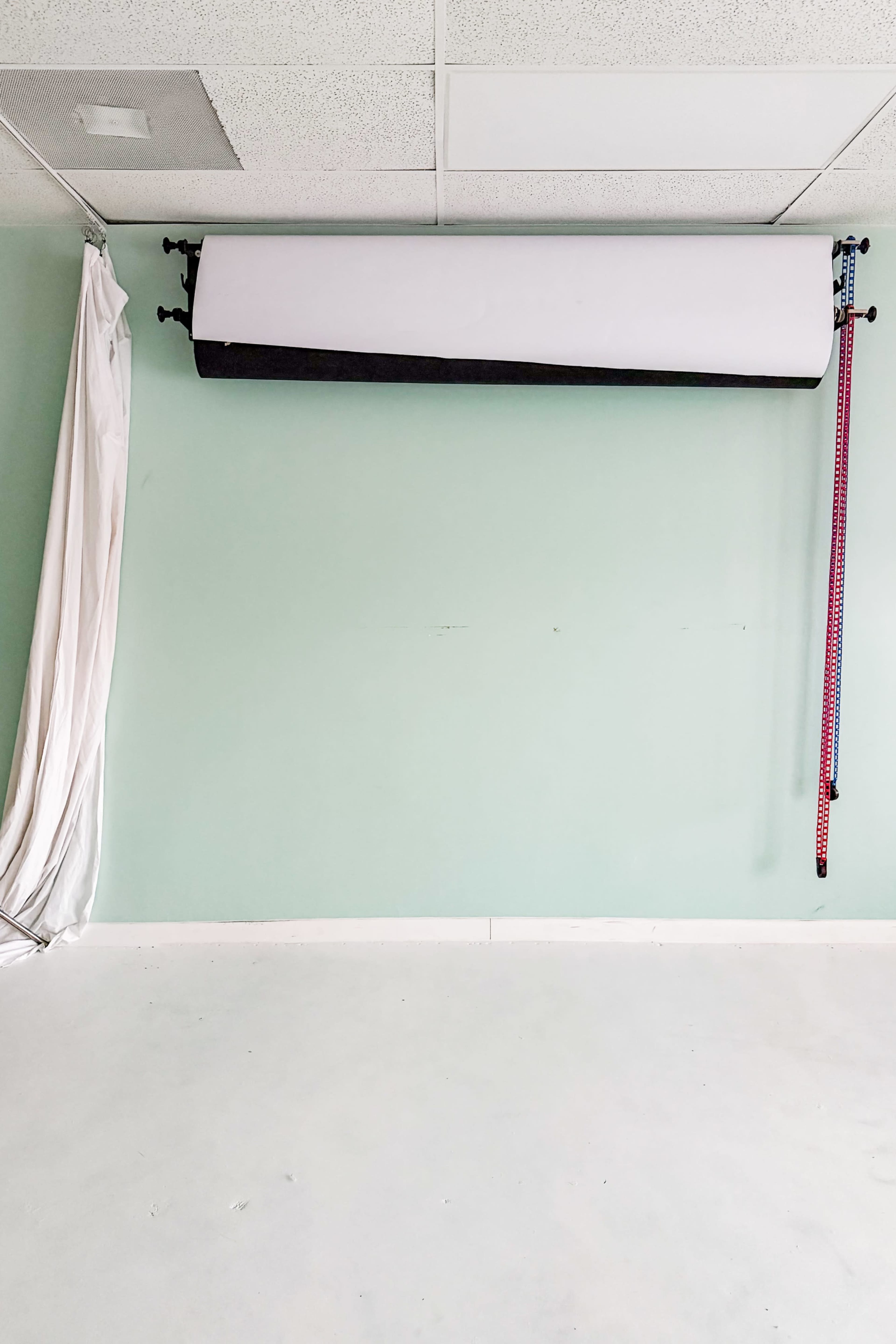 Centrally located in the heart of Sebastian, this studio/meeting space is ideal for photographers, creatives, yoga or structured group classes, and meetings of the mind. Image in Sebastian, Sebastian, FL