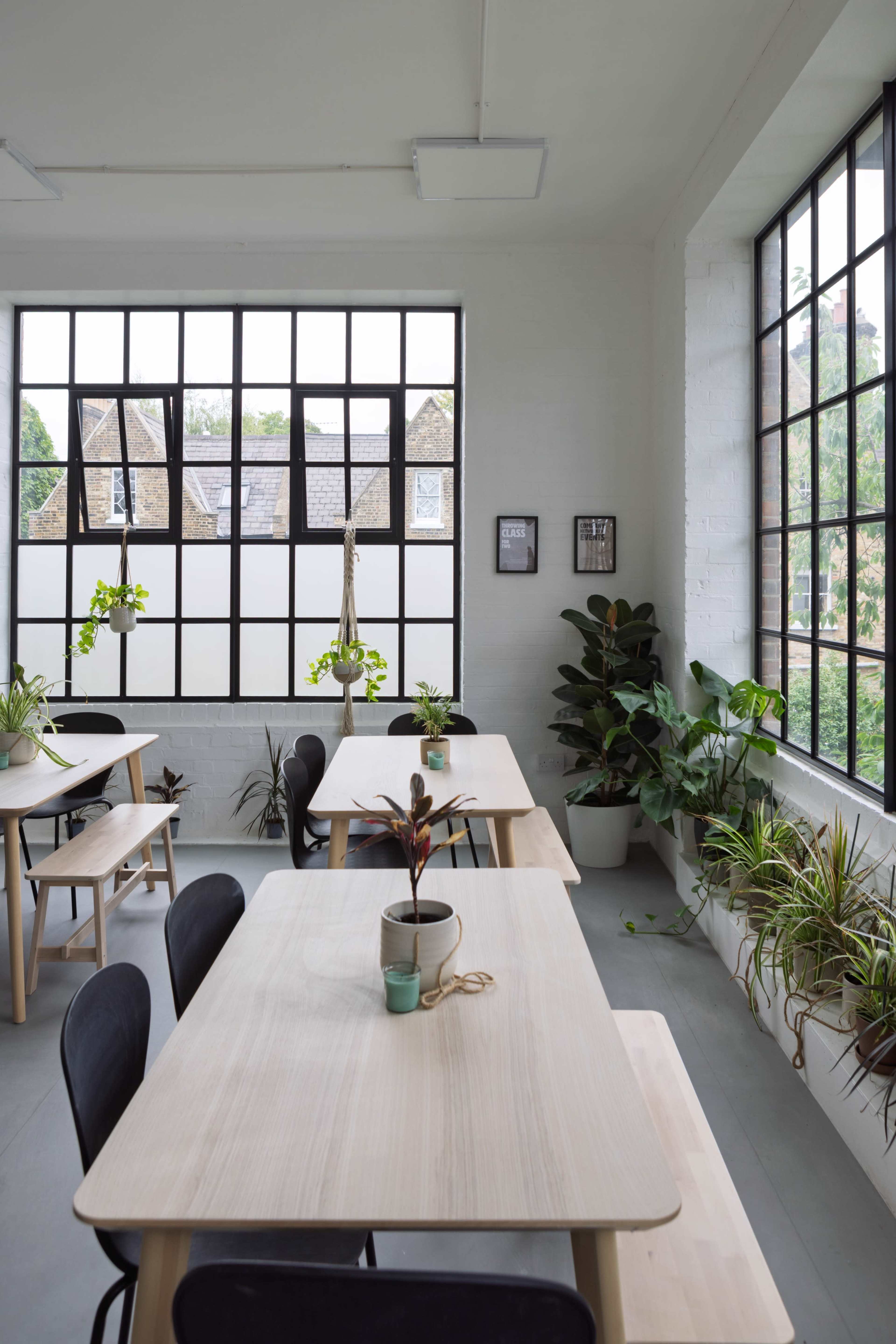 Multiuse Warehouse Style Studio With Natural Light Image in London, London, ENG