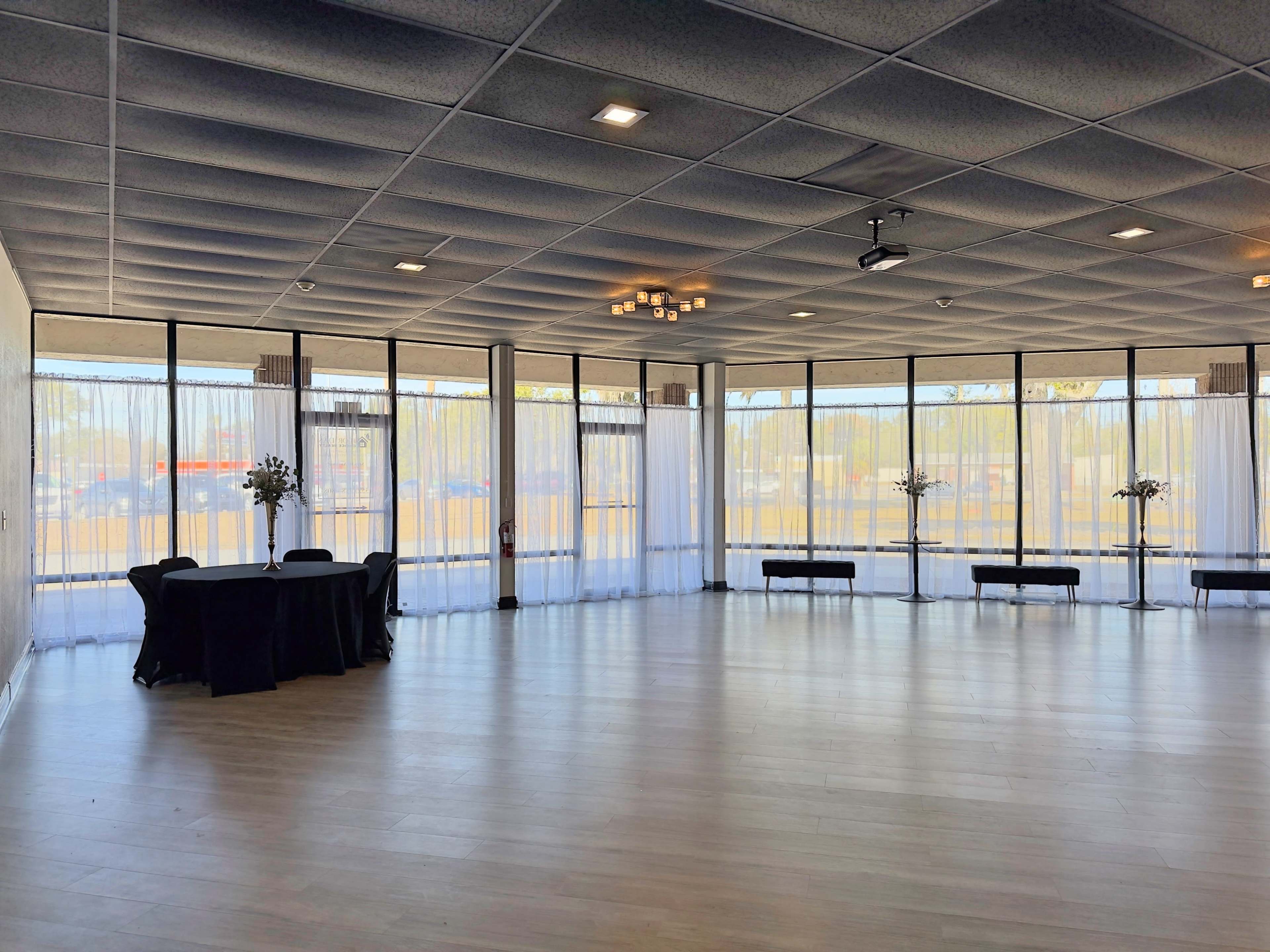 Elegant Ballroom & Event Space for Private Parties, Classes & Celebrations Image in Ocala, Ocala, FL