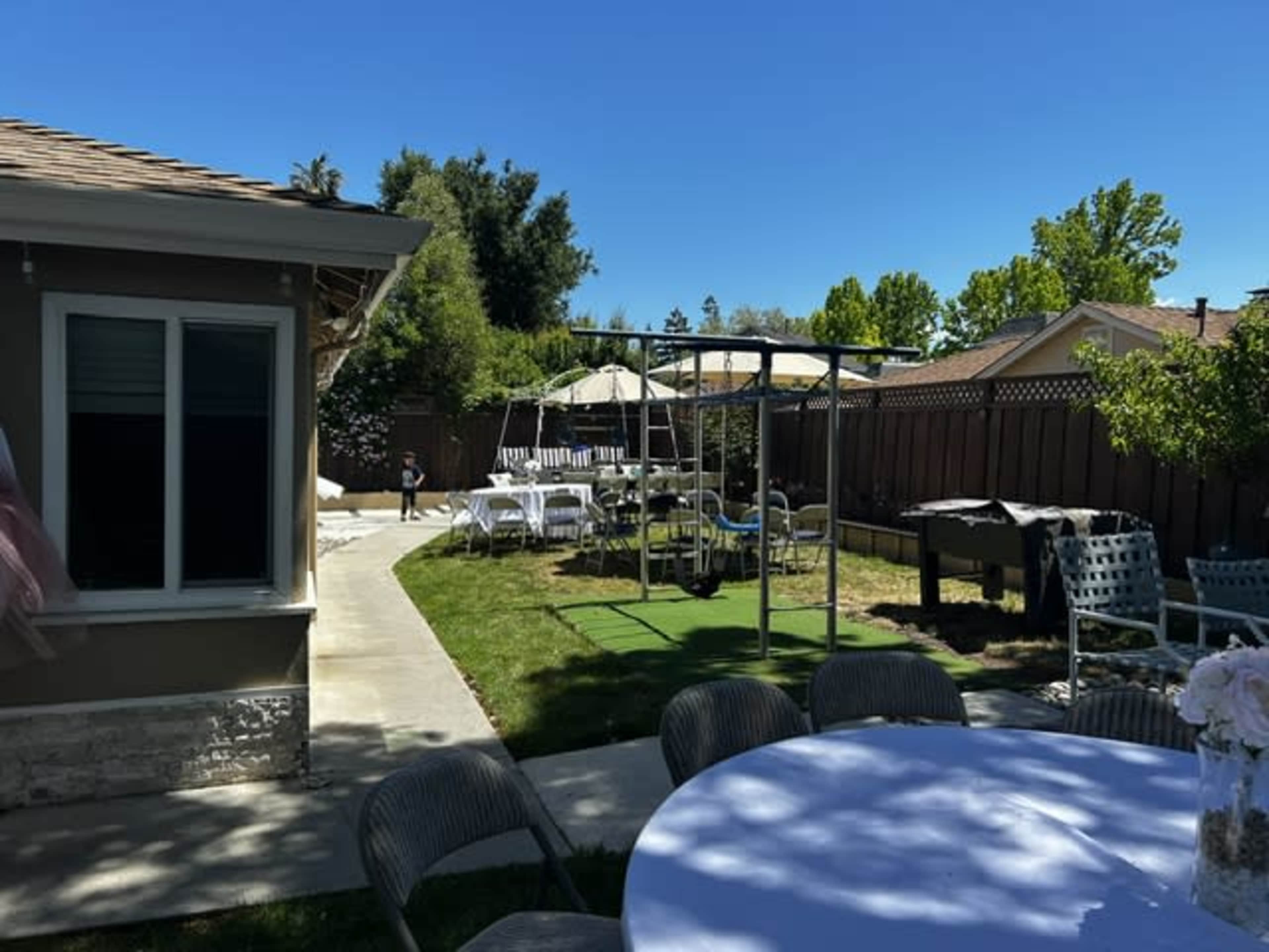 Beautiful outdoor space, perfect for parties Image in Midtown, Palo Alto, CA
