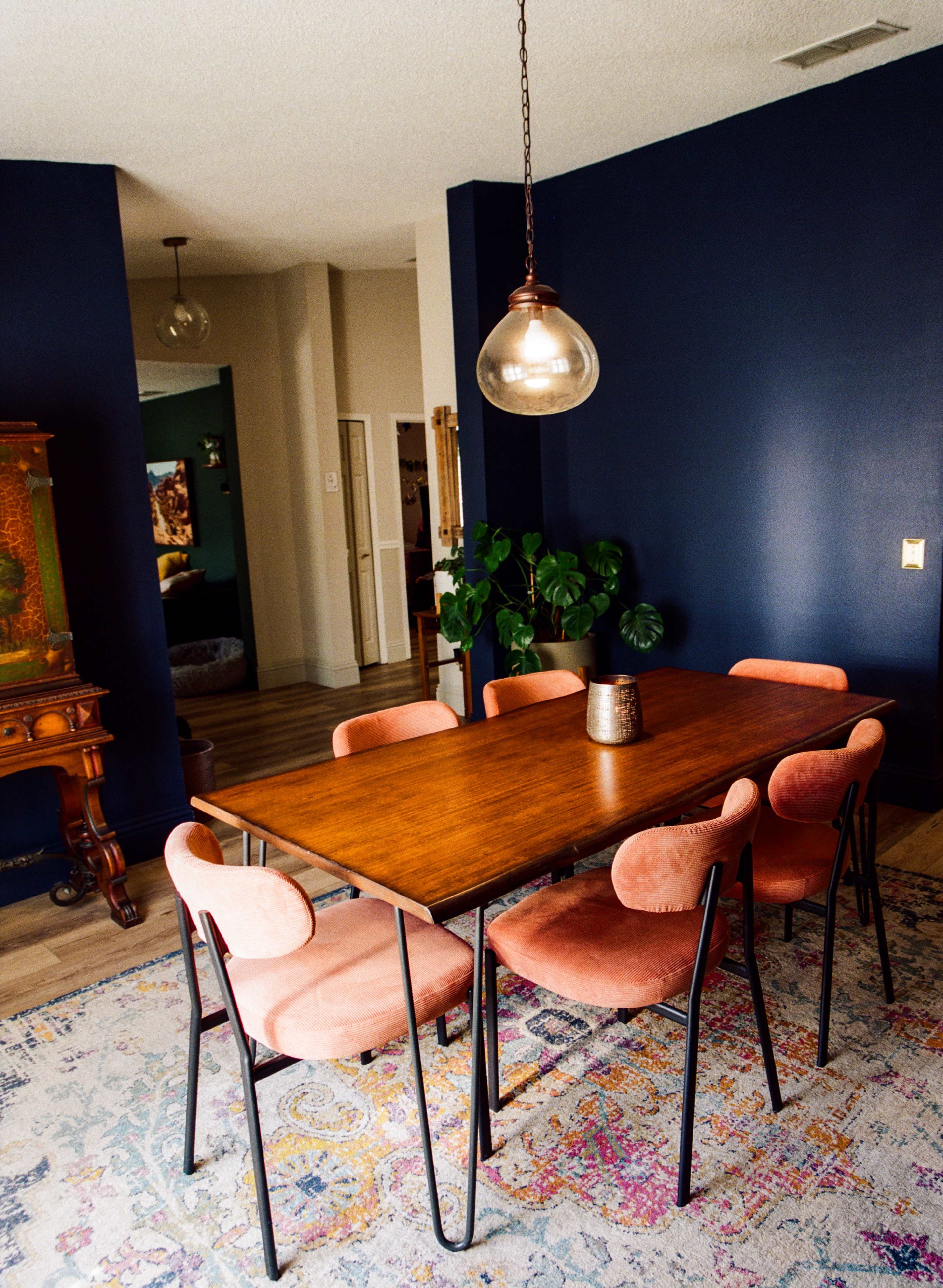 Cozy Home Dining Room with Adjacent Mid-Century Living Room Image in Winter Garden, winter garden, FL