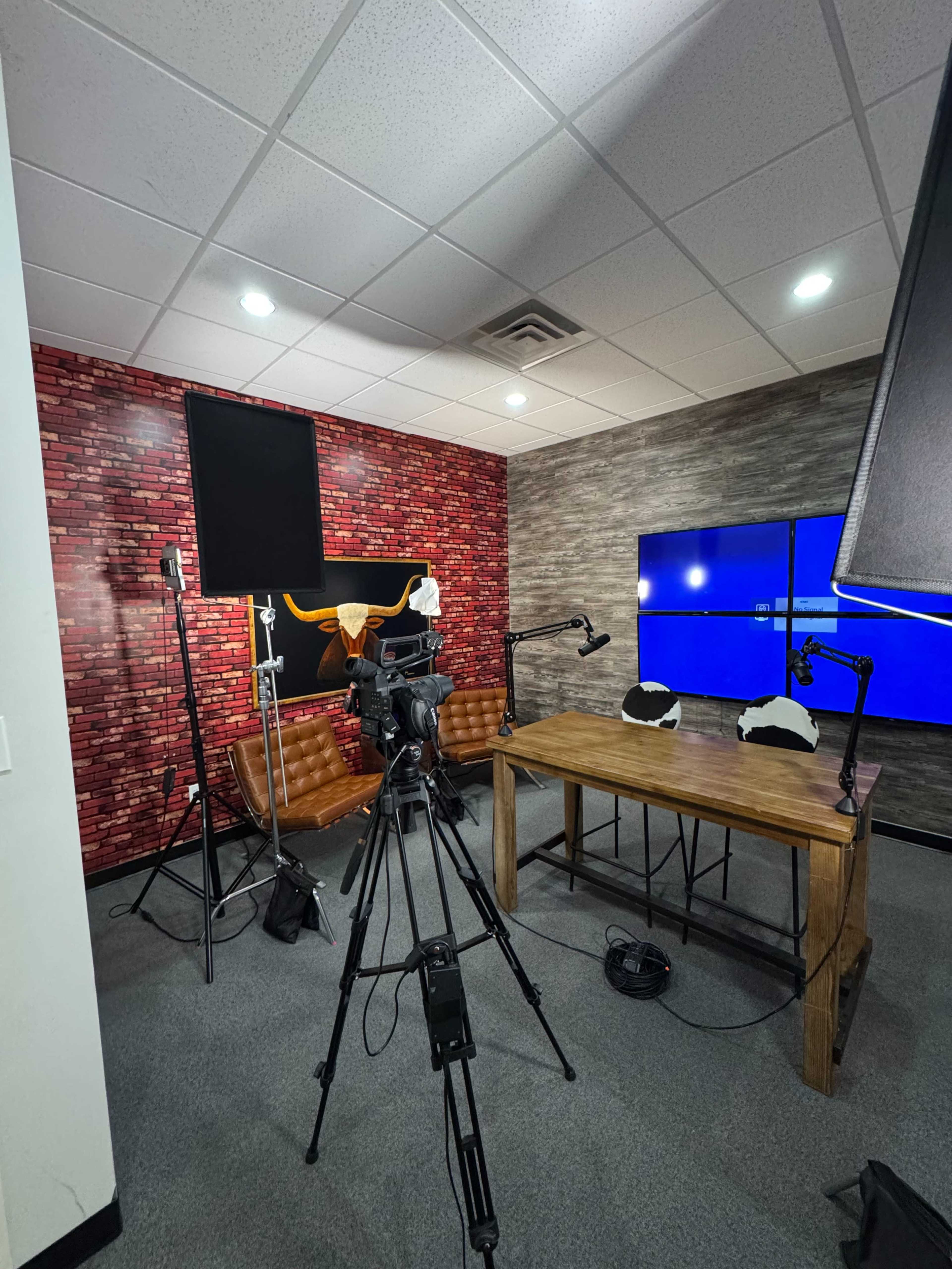 Recording-Ready Studio Inside Carrollton Office Suite Image in Central Carrollton, Carrollton, TX