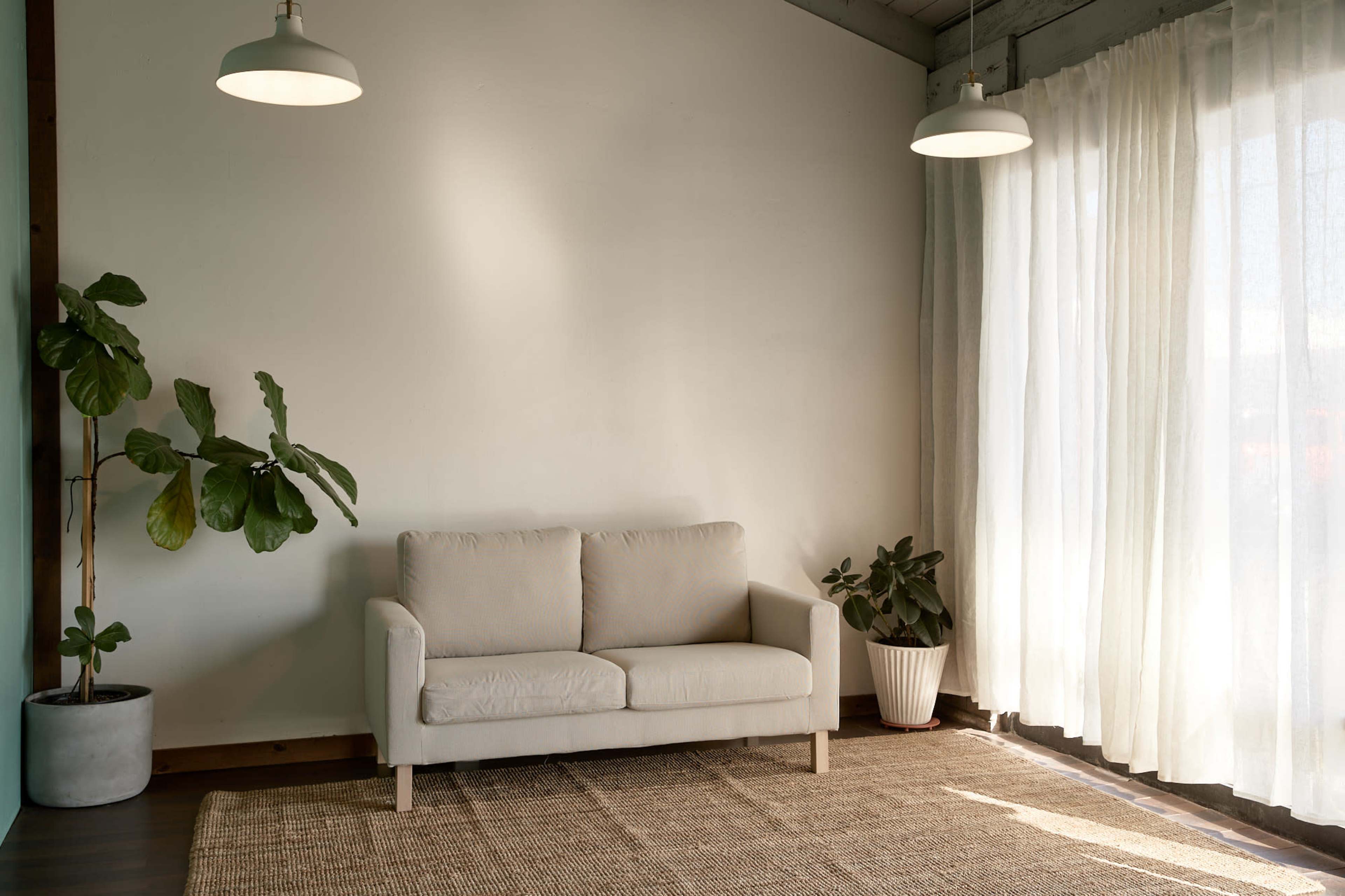 Bright, Minimal Daylight Studio for Content, Portraits & Small Shoots Image in Northeast Anaheim, Anaheim, CA