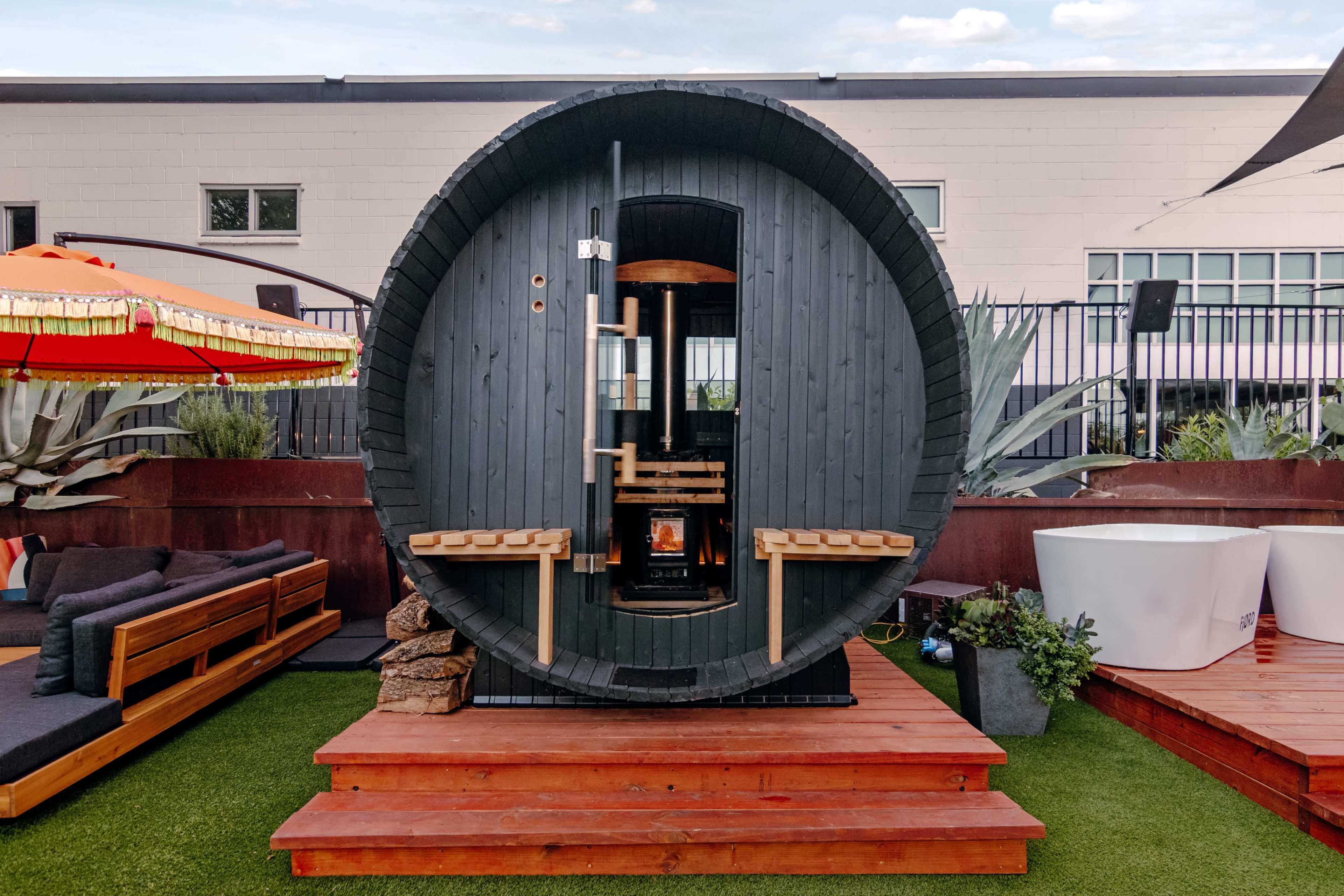 Immersive Bathhouse Experience with Sauna, Cold Plunge & Lounge Image in Govalle, austin, TX