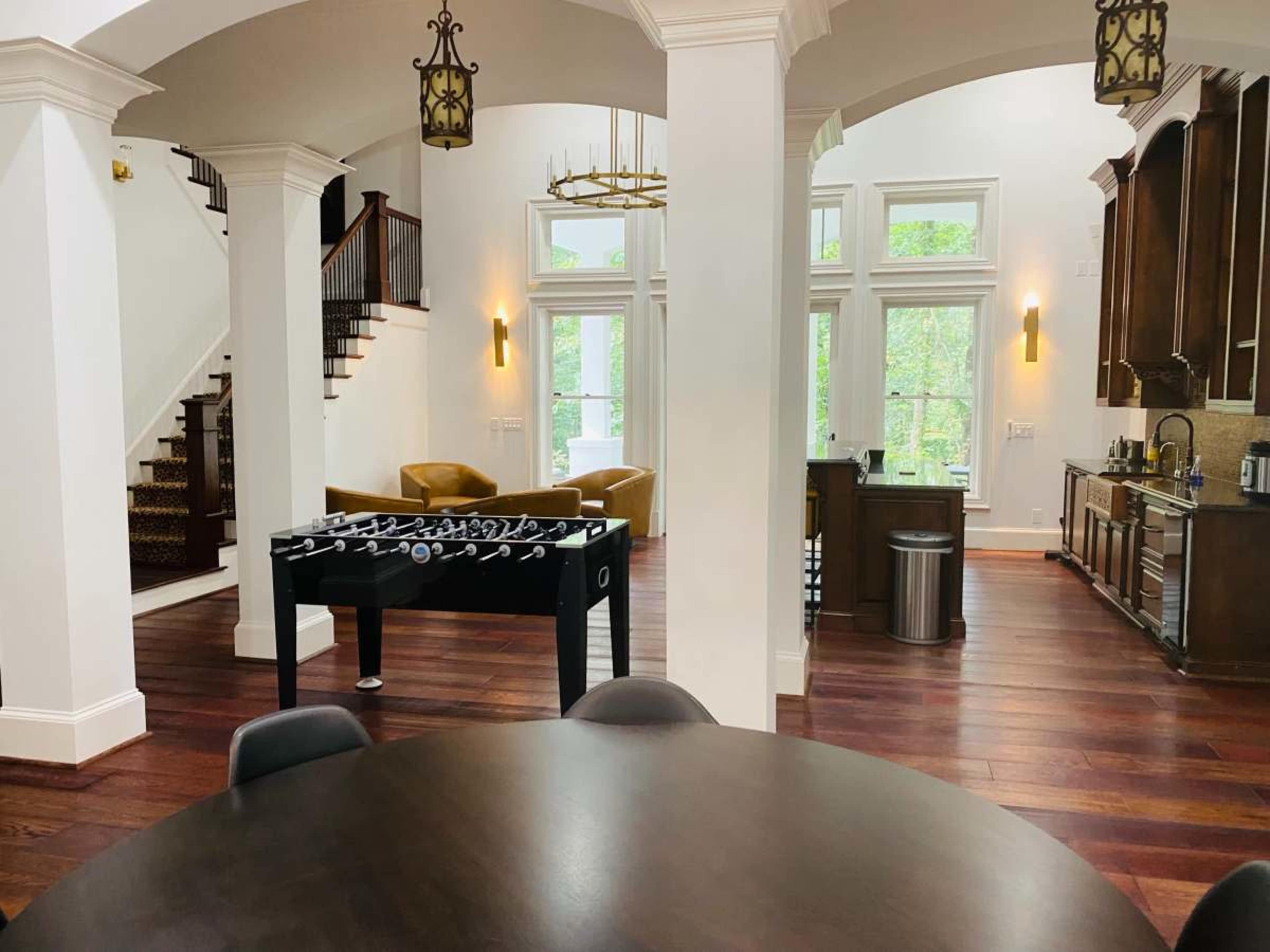 Chastain Luxury Lounge and Oasis Image in Sandy Springs, Atlanta, GA