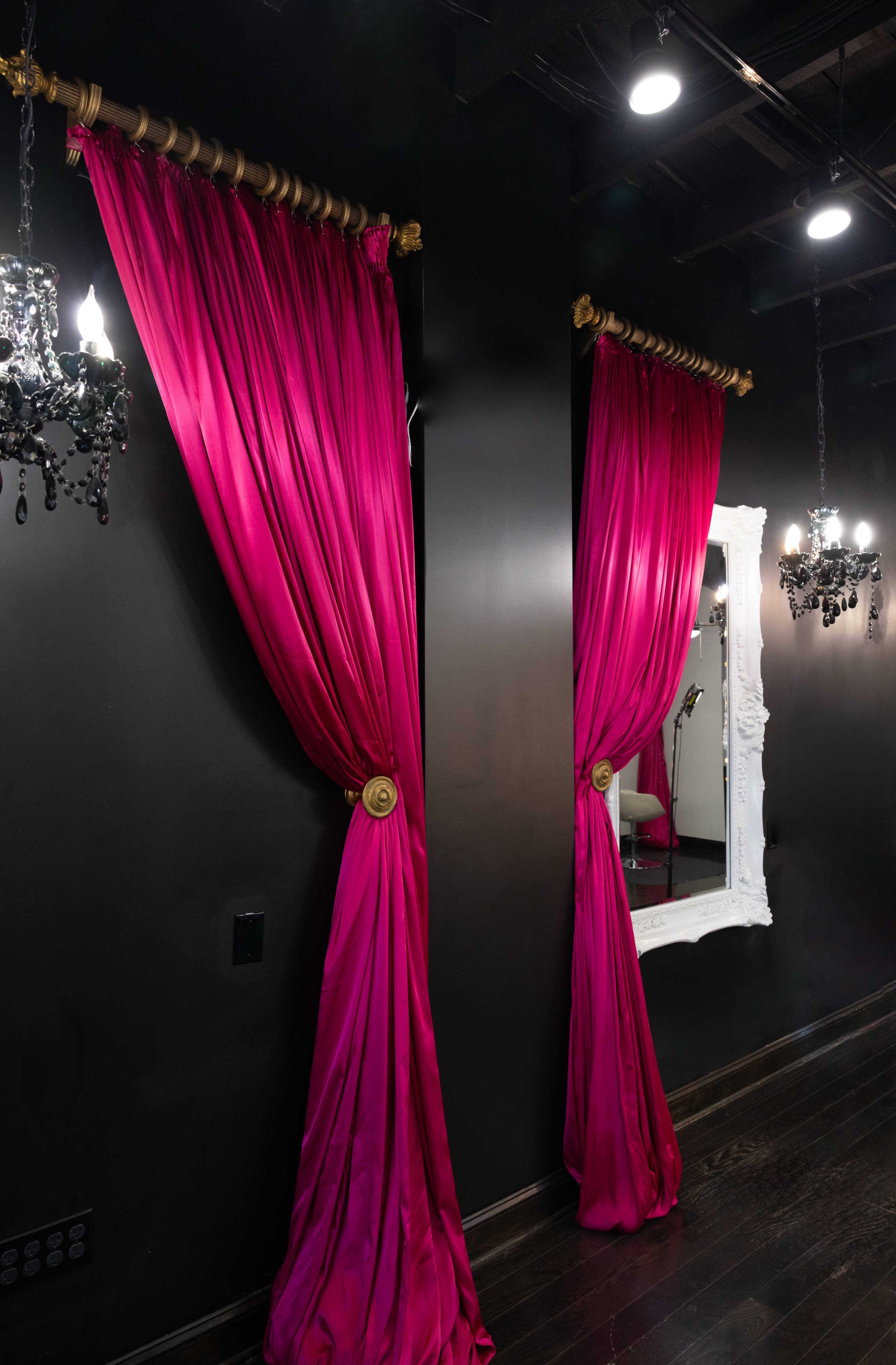 Luxury Photoshoot & Event Space Located in Pikesville MD Image in Pikesville, Pikesville, MD