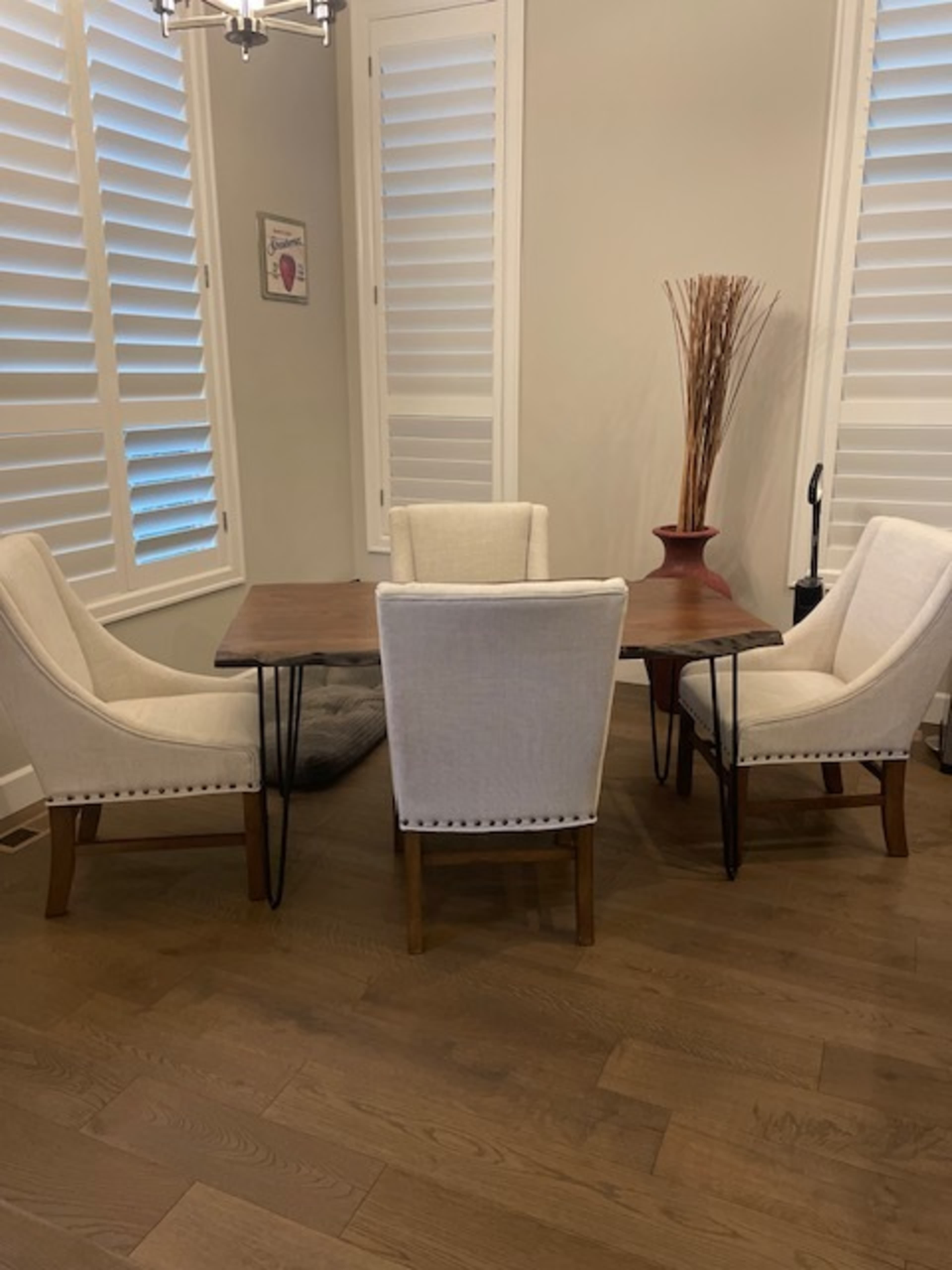 Elegant, Comfortable Space in a Quiet Greenwood Village Setting Image in Centennial, Centennial, CO