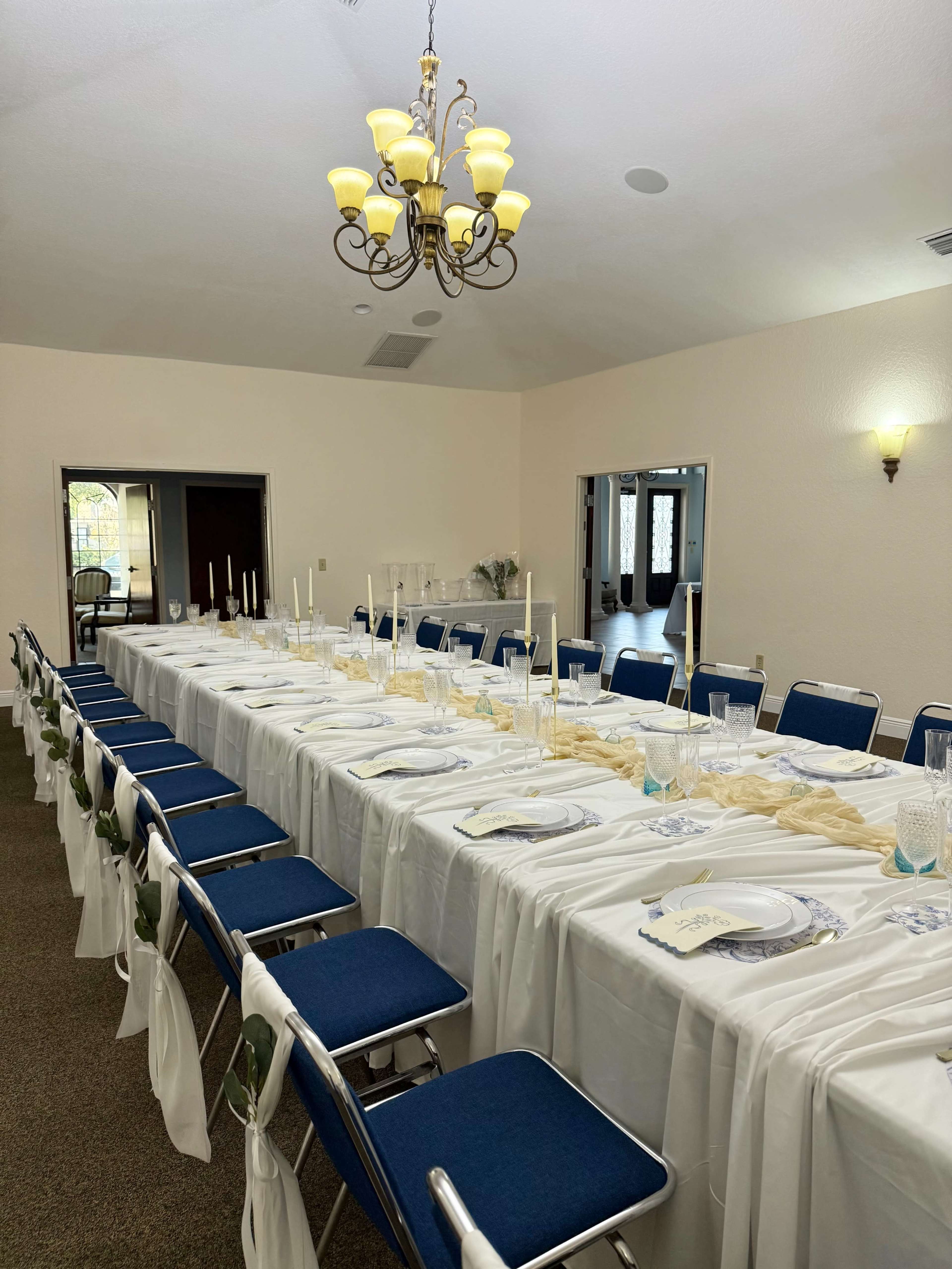 Spacious Homelike Venue with Grand Foyer Image in Old Seminole Heights, tampa, FL